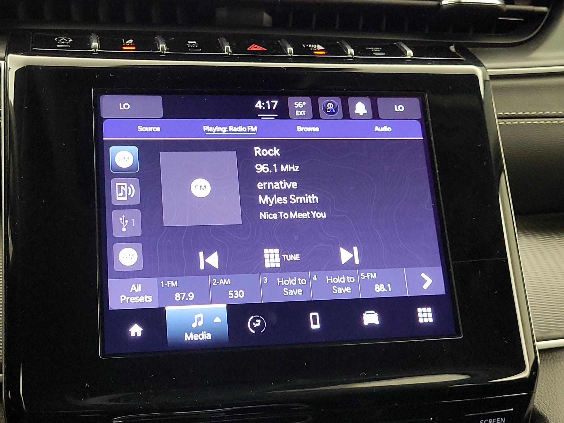 Thumbnail: 2023 Jeep Grand Cherokee - 15