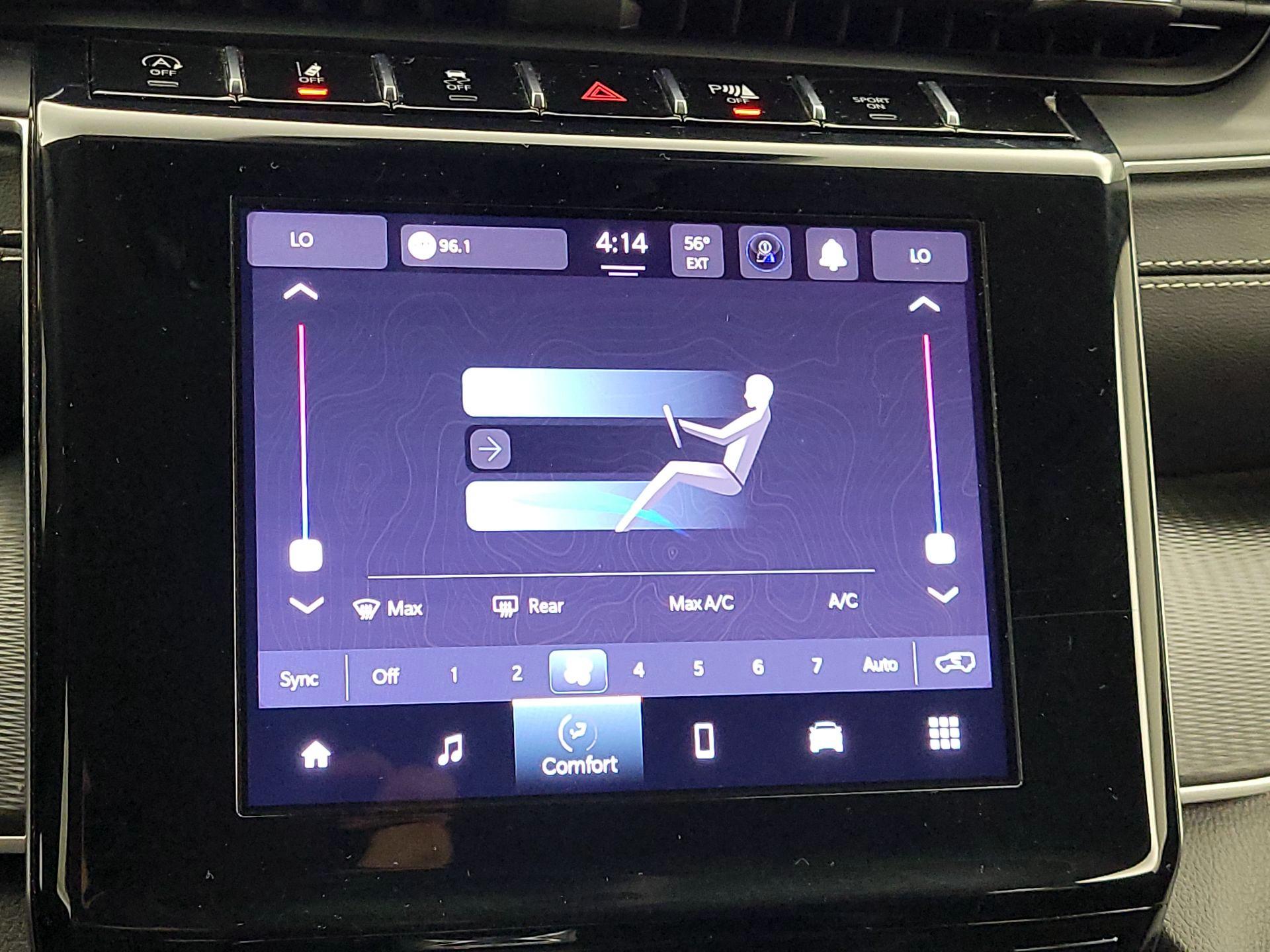 Thumbnail: 2023 Jeep Grand Cherokee - 16