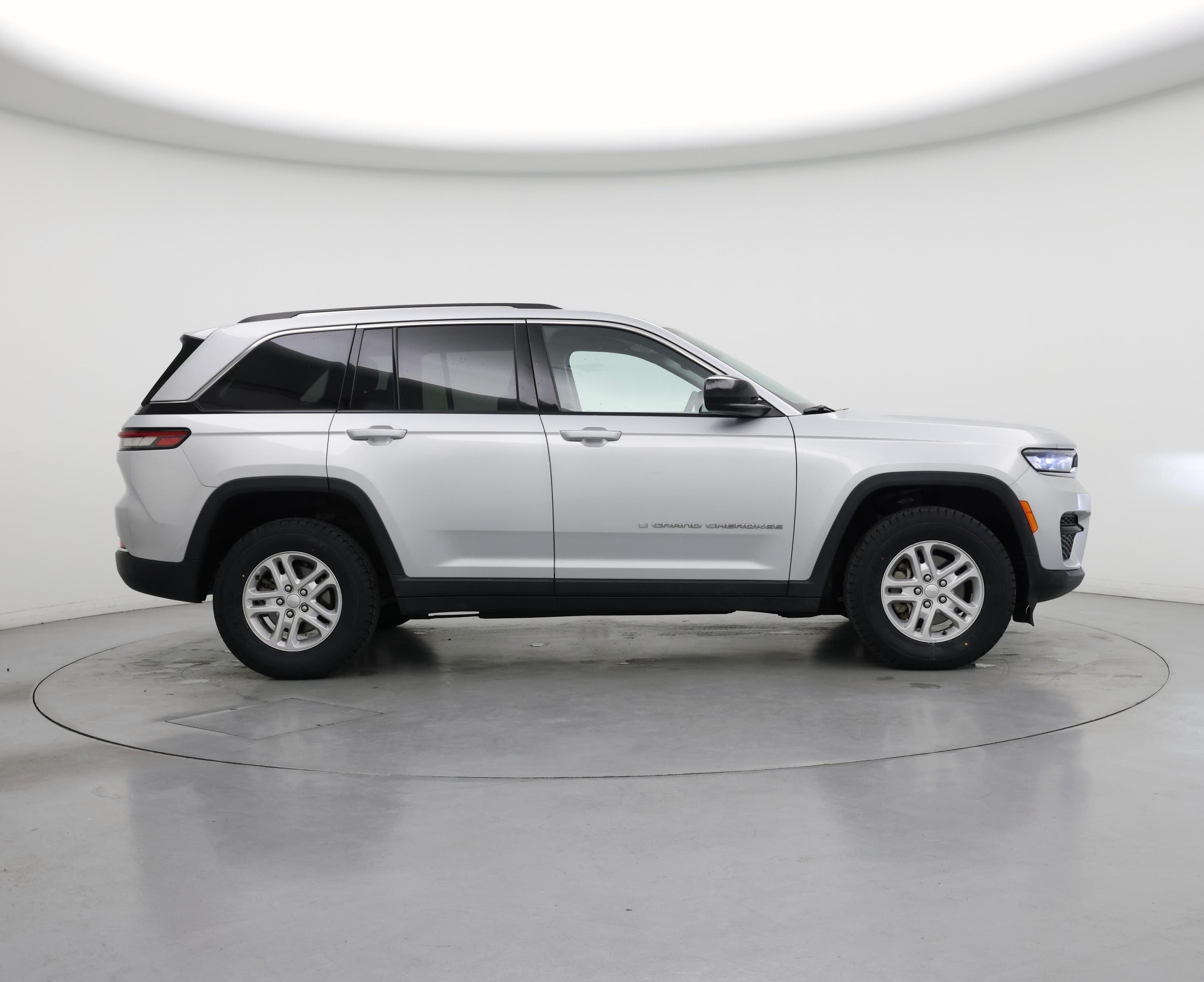 Thumbnail: 2023 Jeep Grand Cherokee - 7