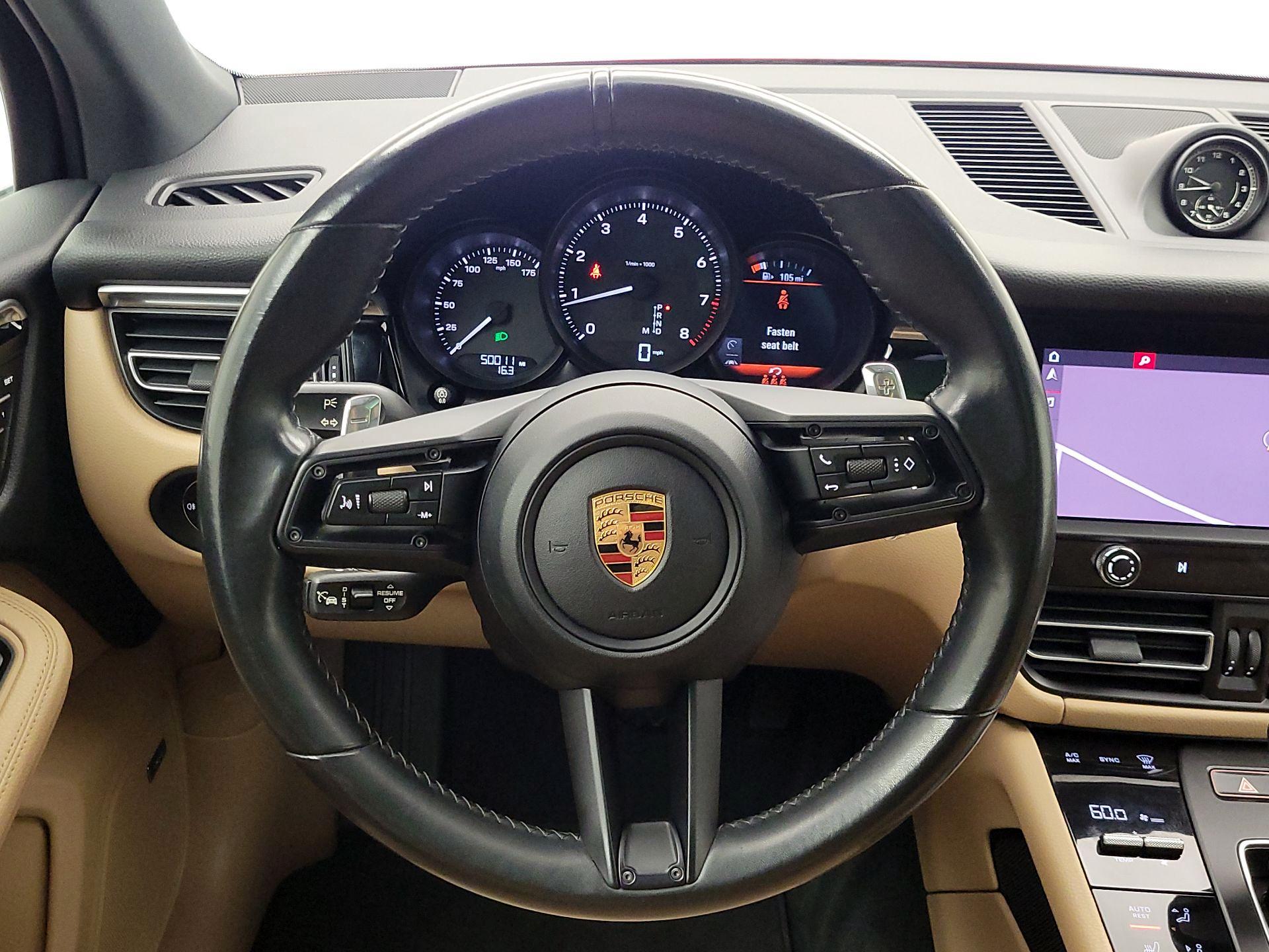 Thumbnail: 2022 Porsche Macan - 10