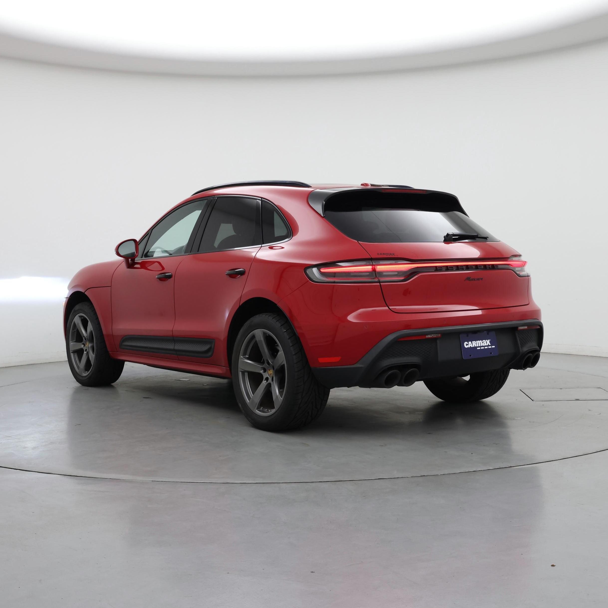 Thumbnail: 2022 Porsche Macan - 2