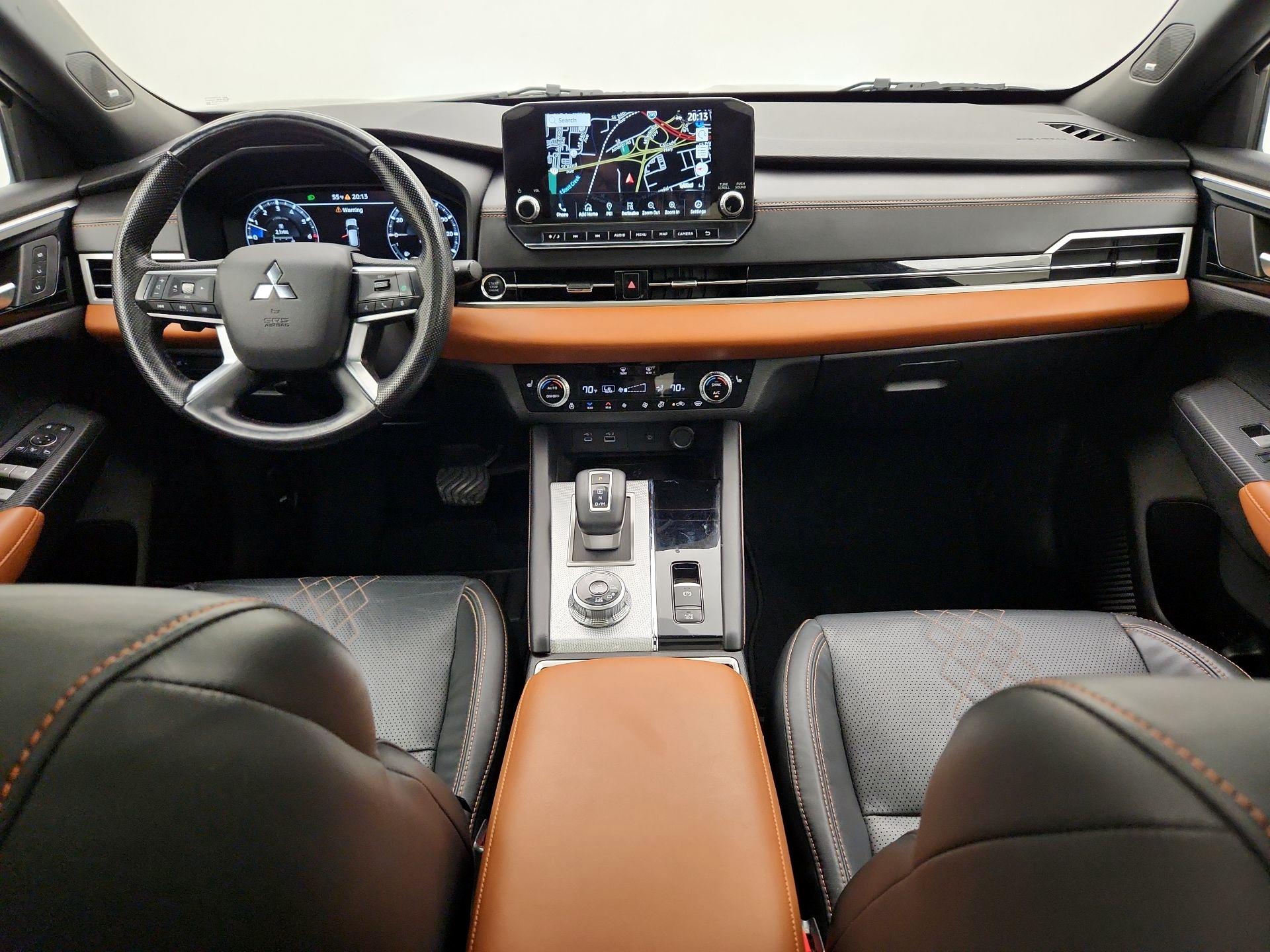 Thumbnail: 2022 Mitsubishi Outlander - 9