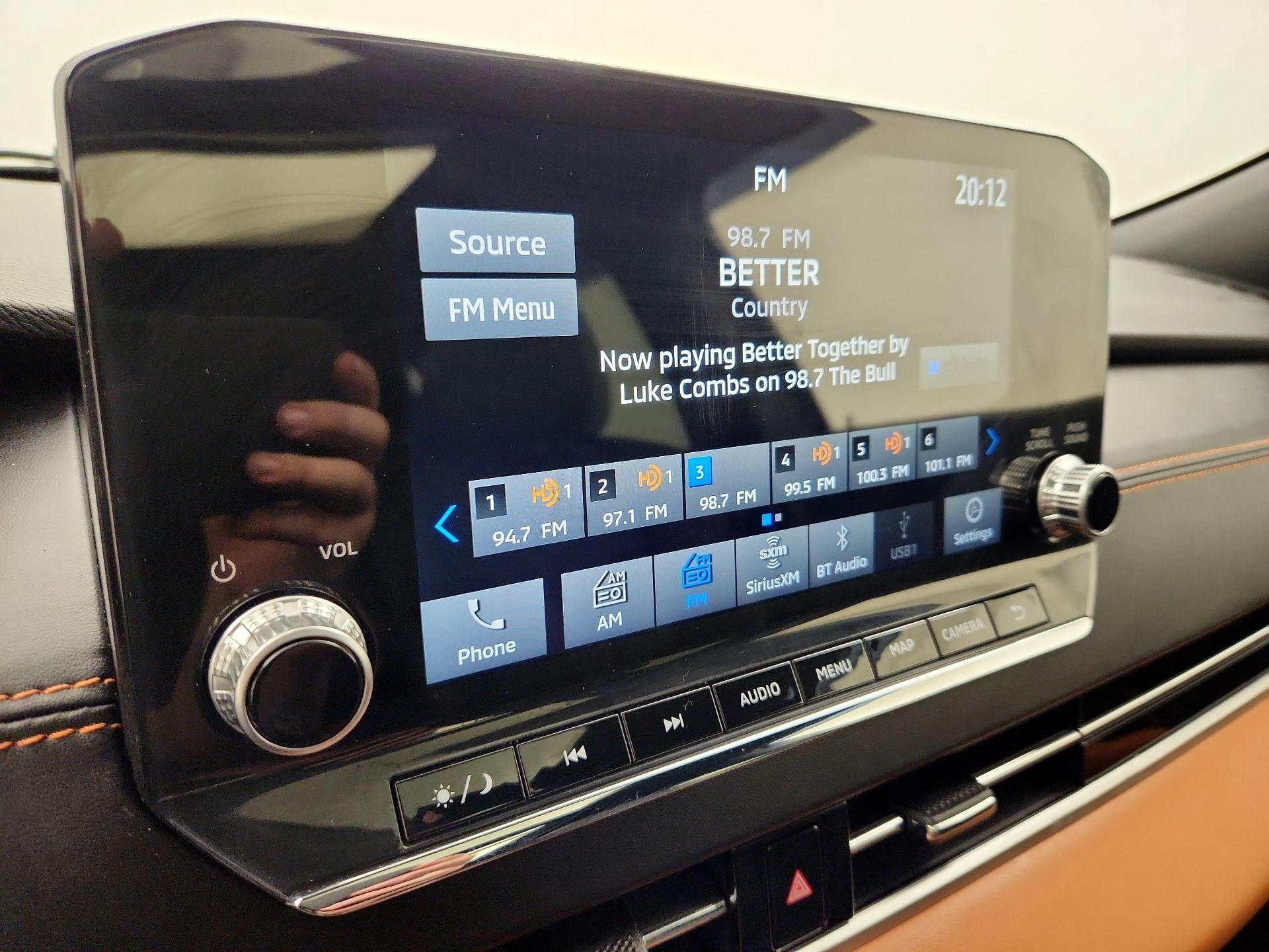 Thumbnail: 2022 Mitsubishi Outlander - 16