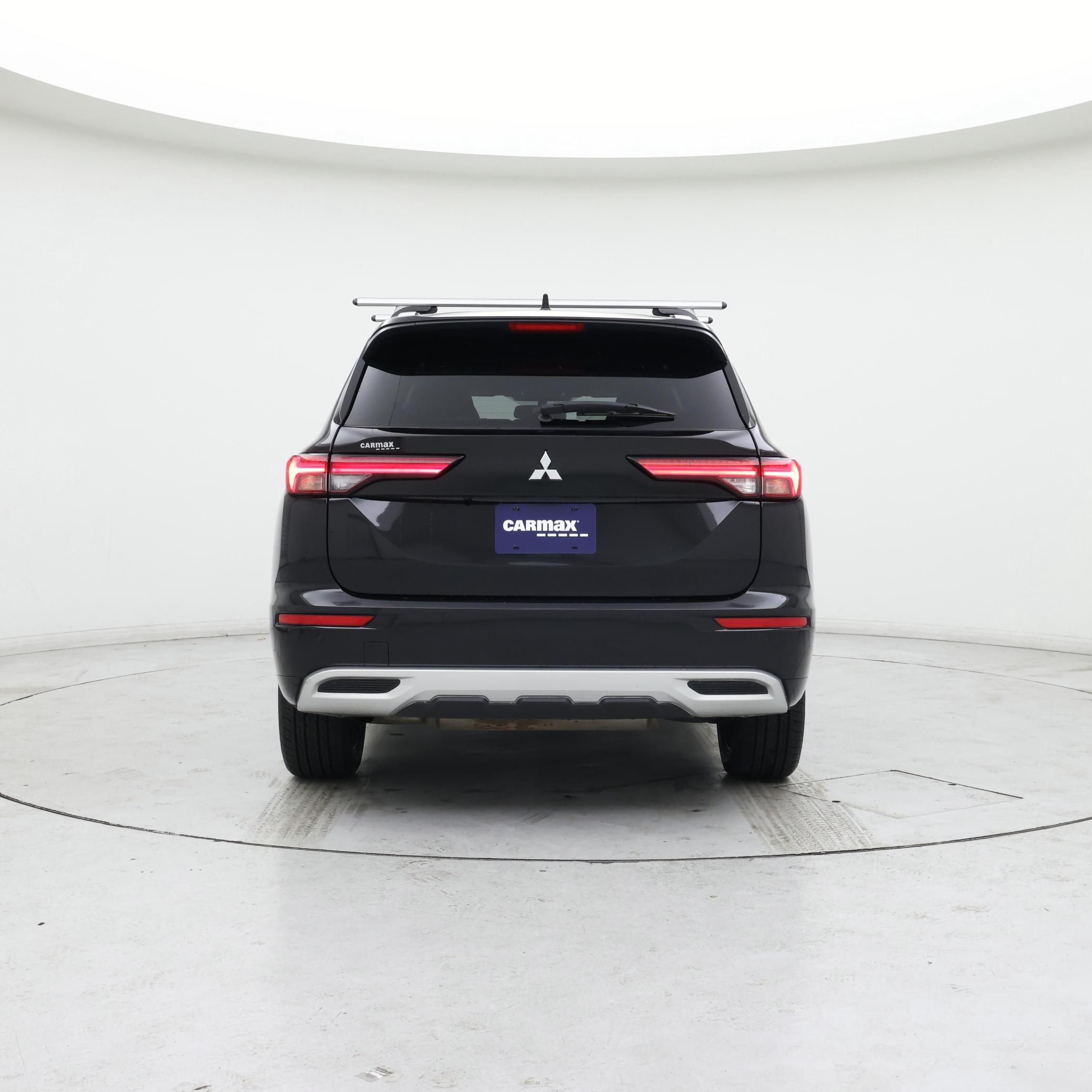 Thumbnail: 2022 Mitsubishi Outlander - 6