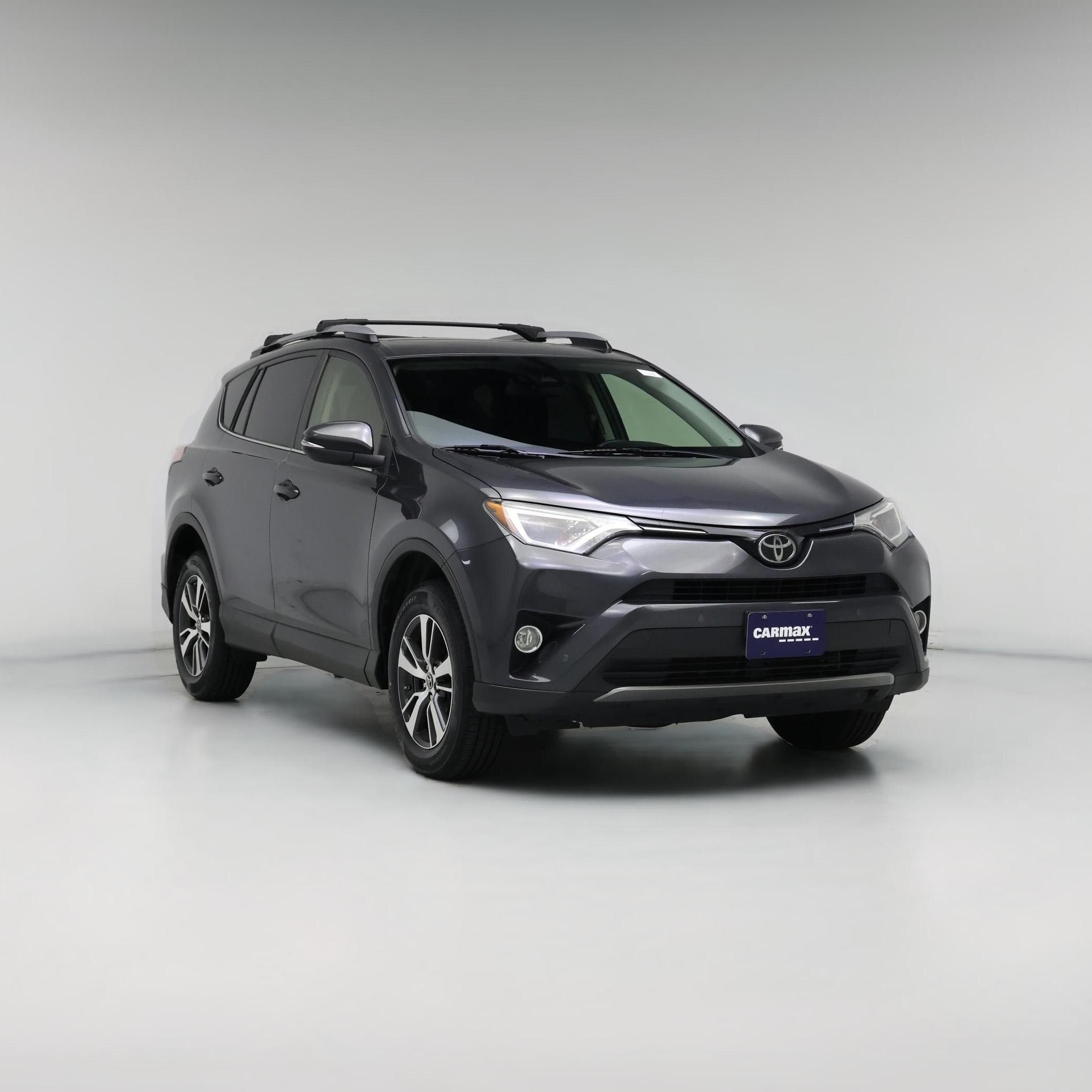 Thumbnail: 2018 Toyota RAV4 - 1