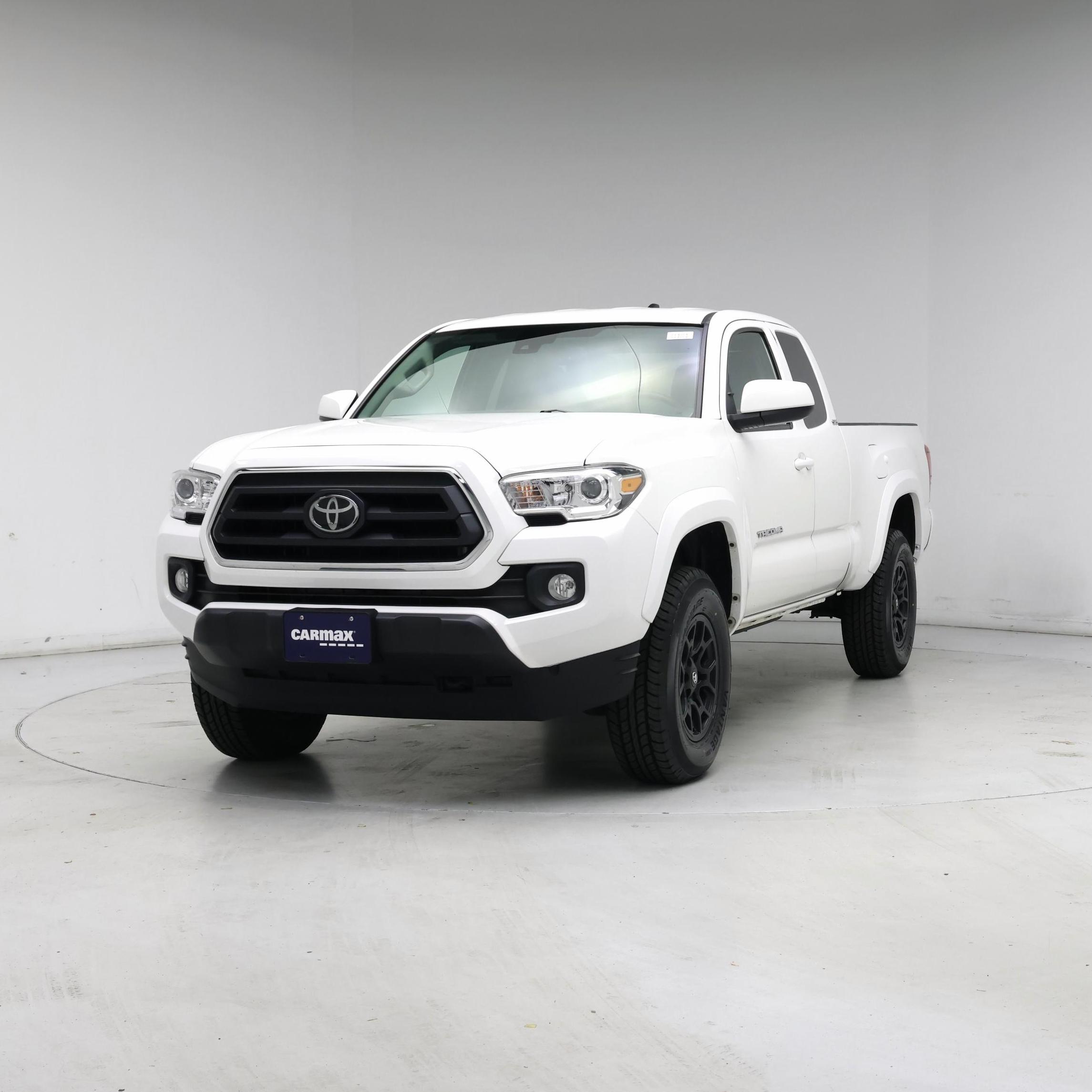Thumbnail: 2022 Toyota Tacoma - 4