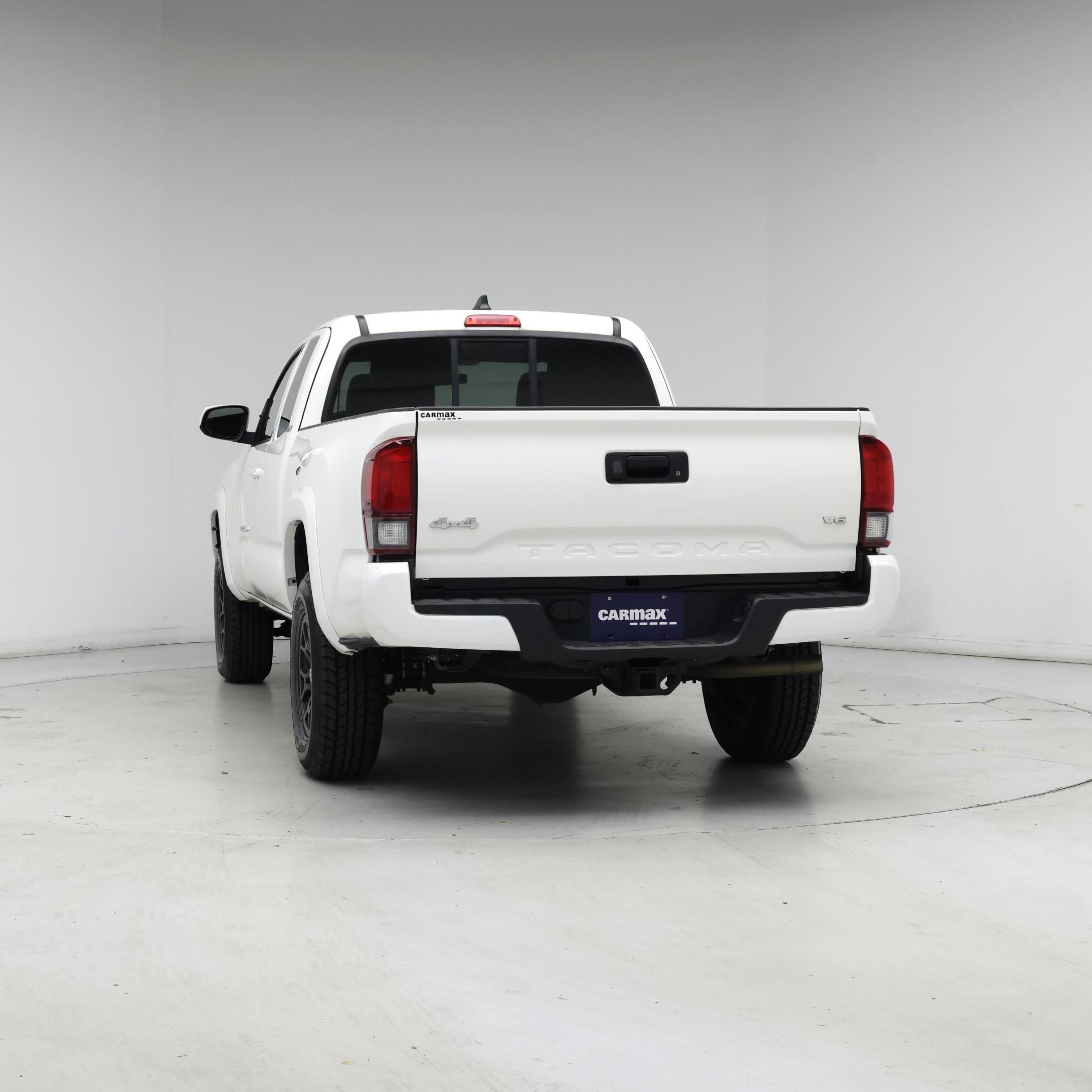 Thumbnail: 2022 Toyota Tacoma - 6