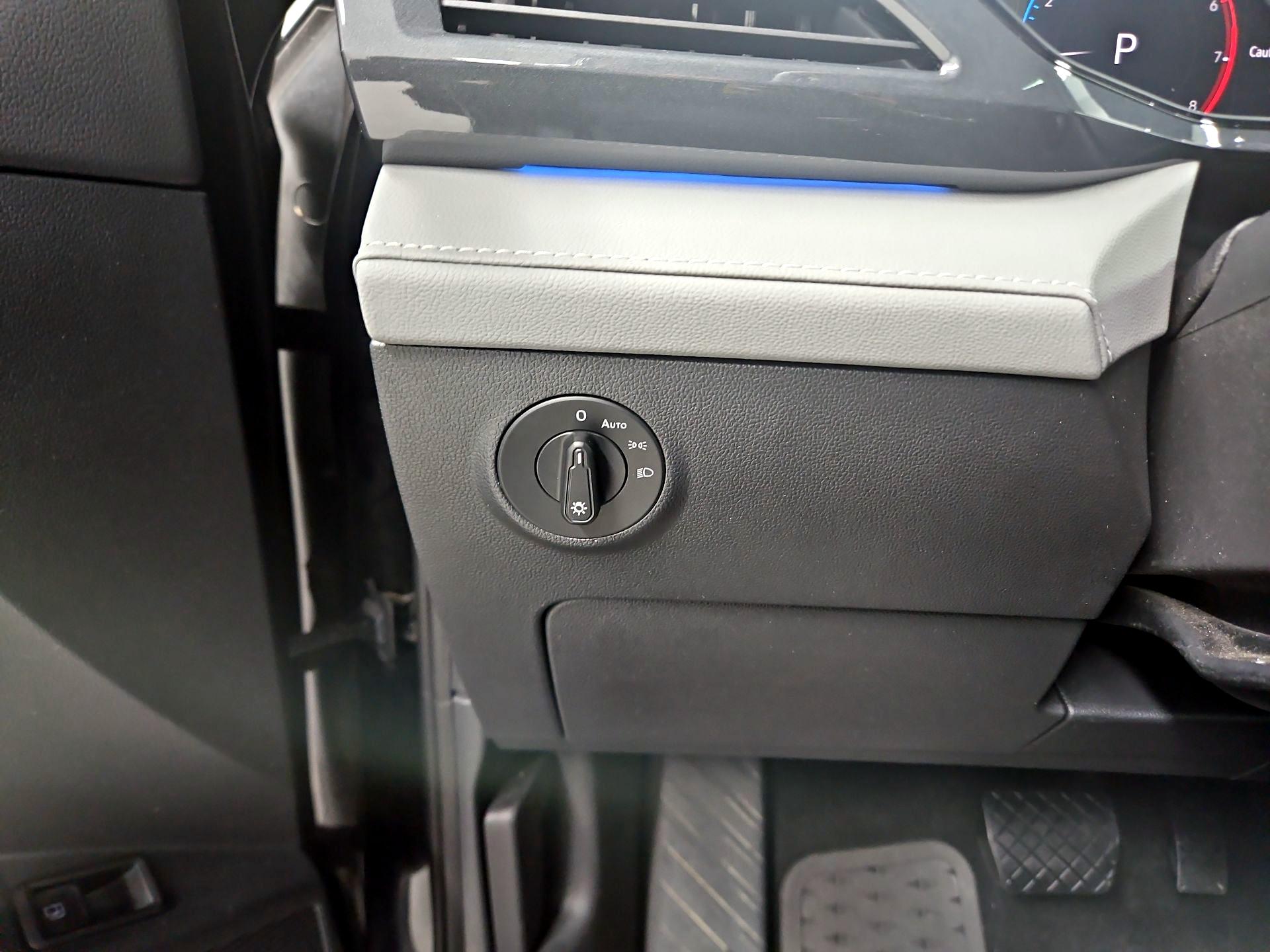 Thumbnail: 2022 Volkswagen Taos - 13