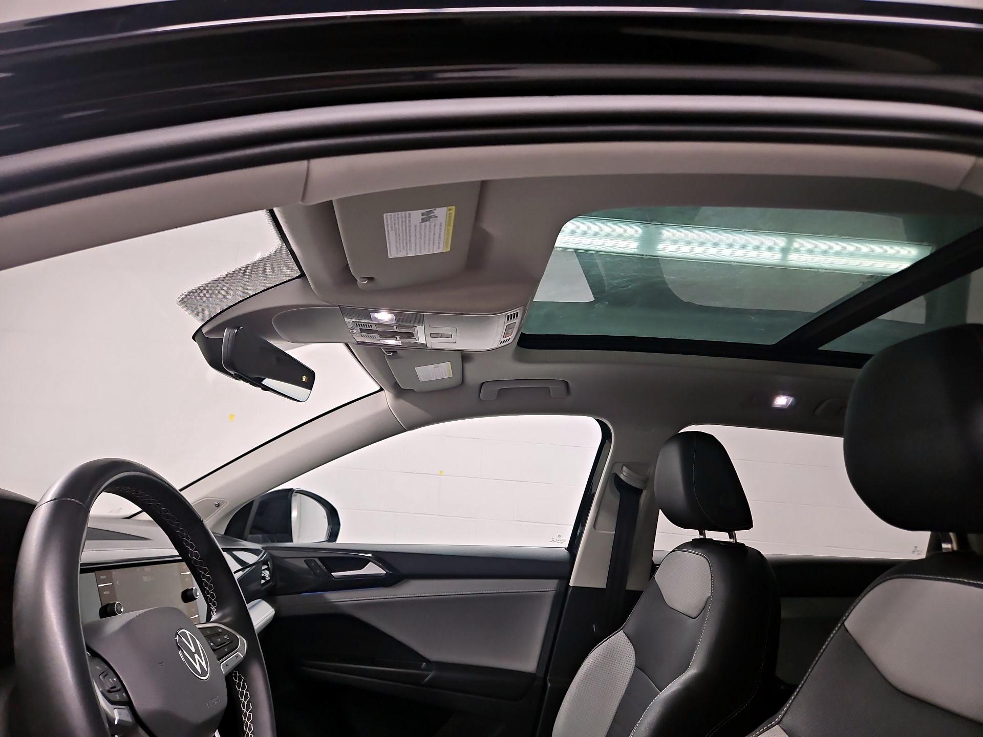 Thumbnail: 2022 Volkswagen Taos - 20