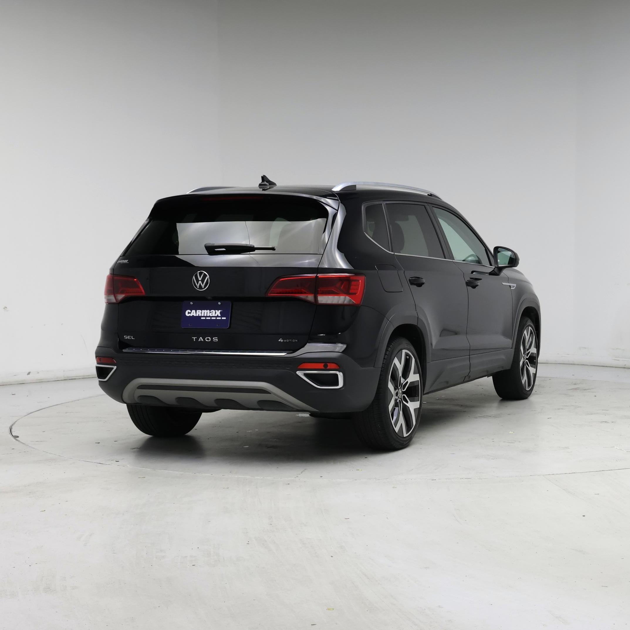 Thumbnail: 2022 Volkswagen Taos - 8