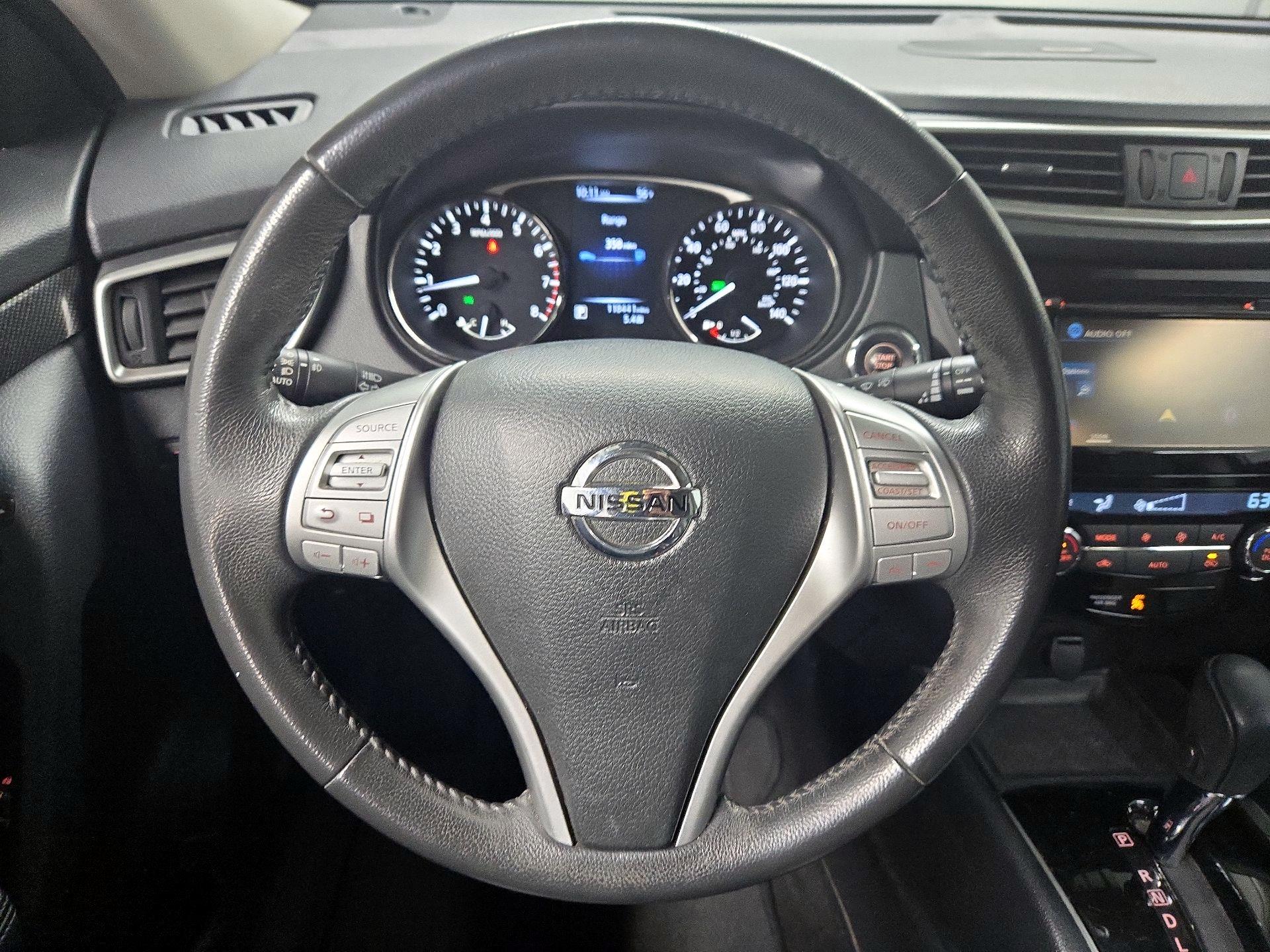 Thumbnail: 2016 Nissan Rogue - 10