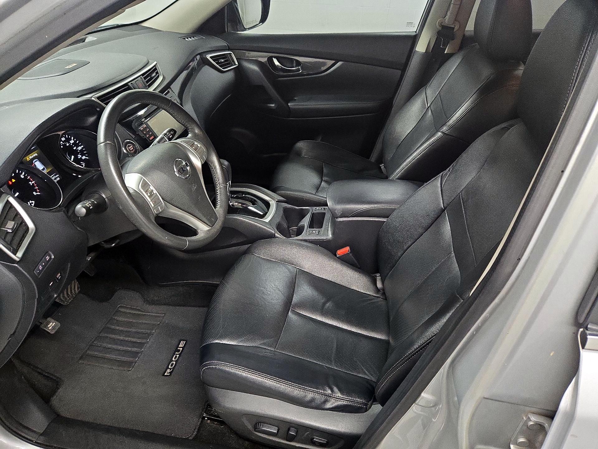 Thumbnail: 2016 Nissan Rogue - 11