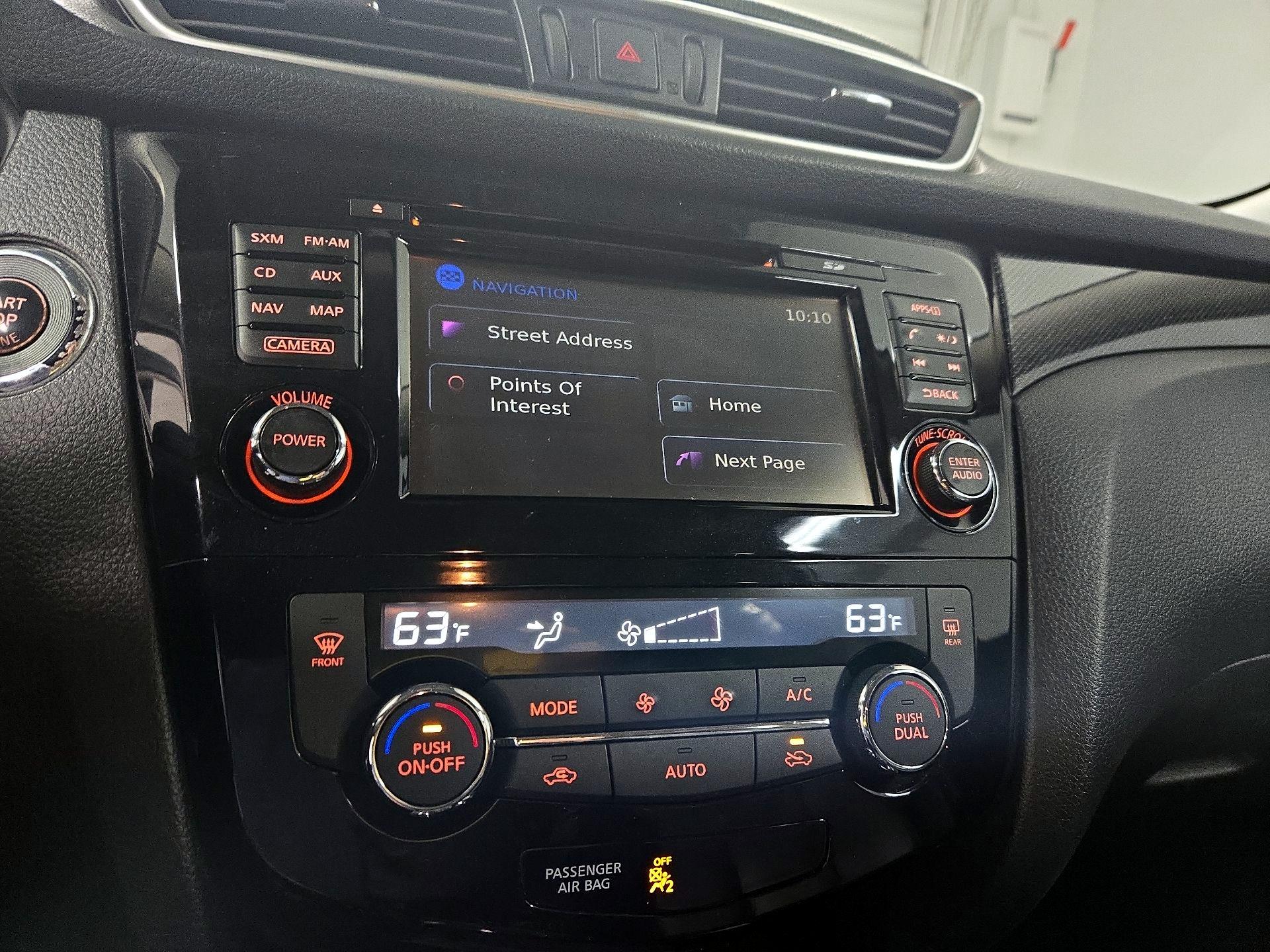 Thumbnail: 2016 Nissan Rogue - 14