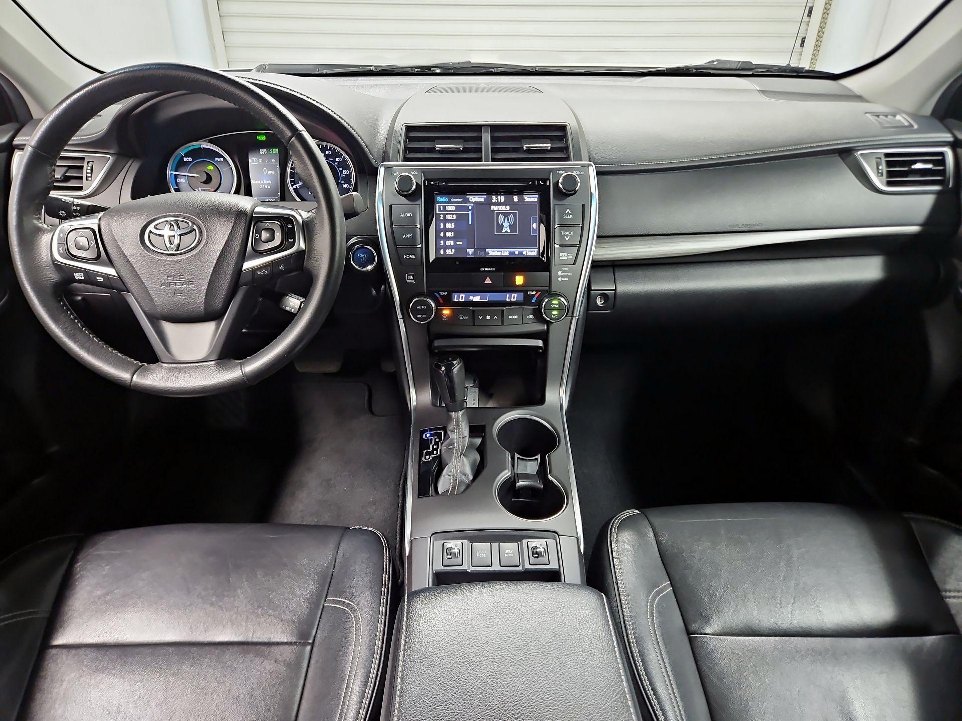Thumbnail: 2017 Toyota Camry - 9