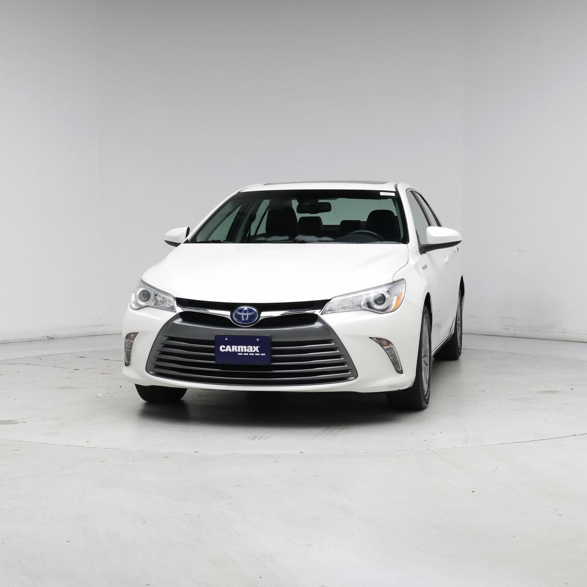 Thumbnail: 2017 Toyota Camry - 4