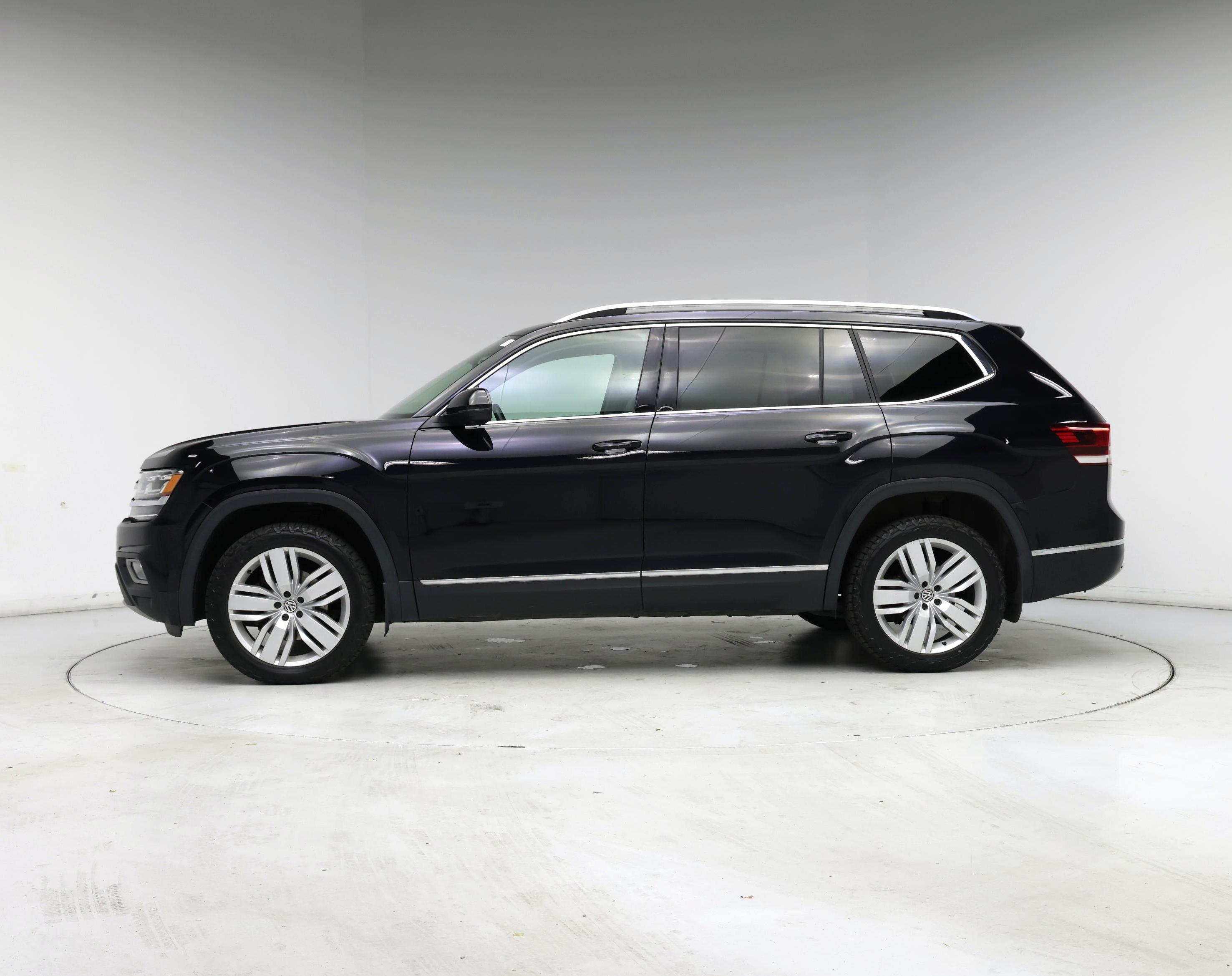 Thumbnail: 2018 Volkswagen Atlas - 3