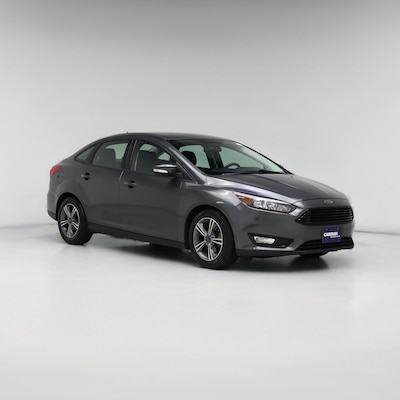 Gray 2017 Ford Focus SE