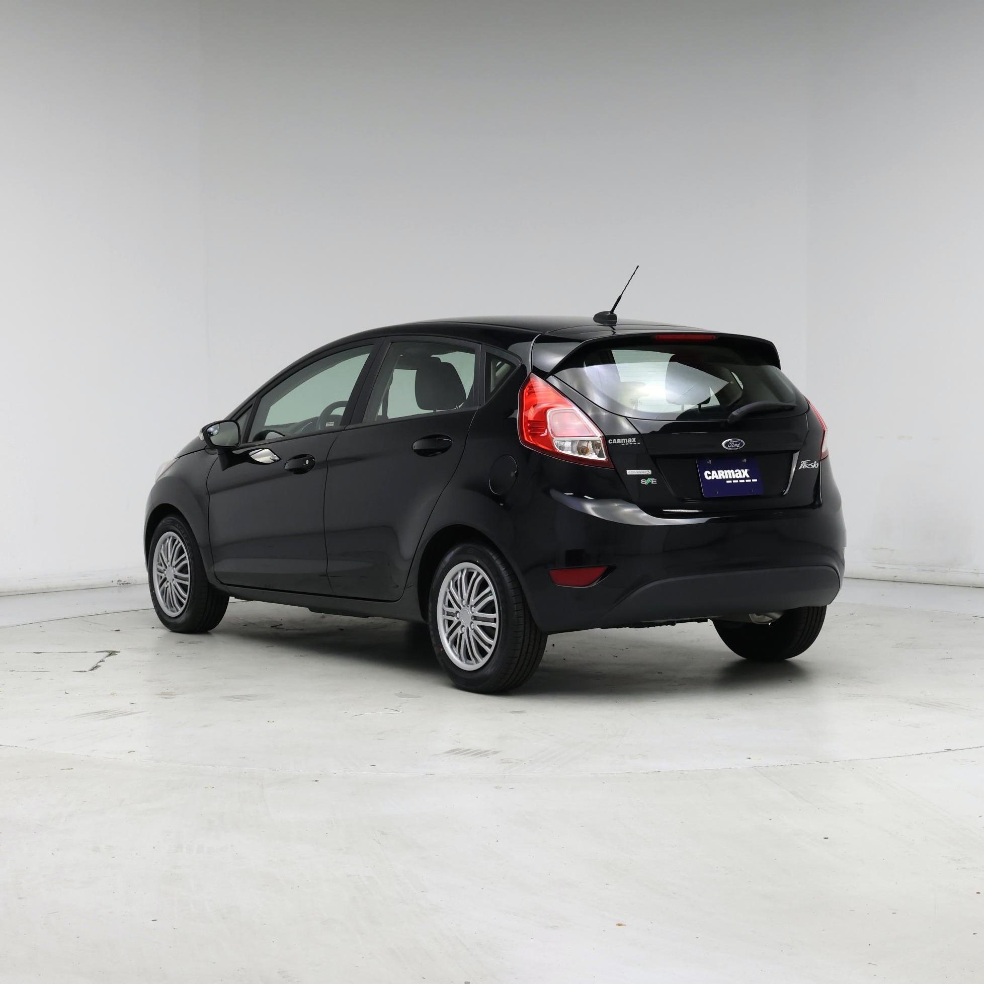 Thumbnail: 2016 Ford Fiesta - 2