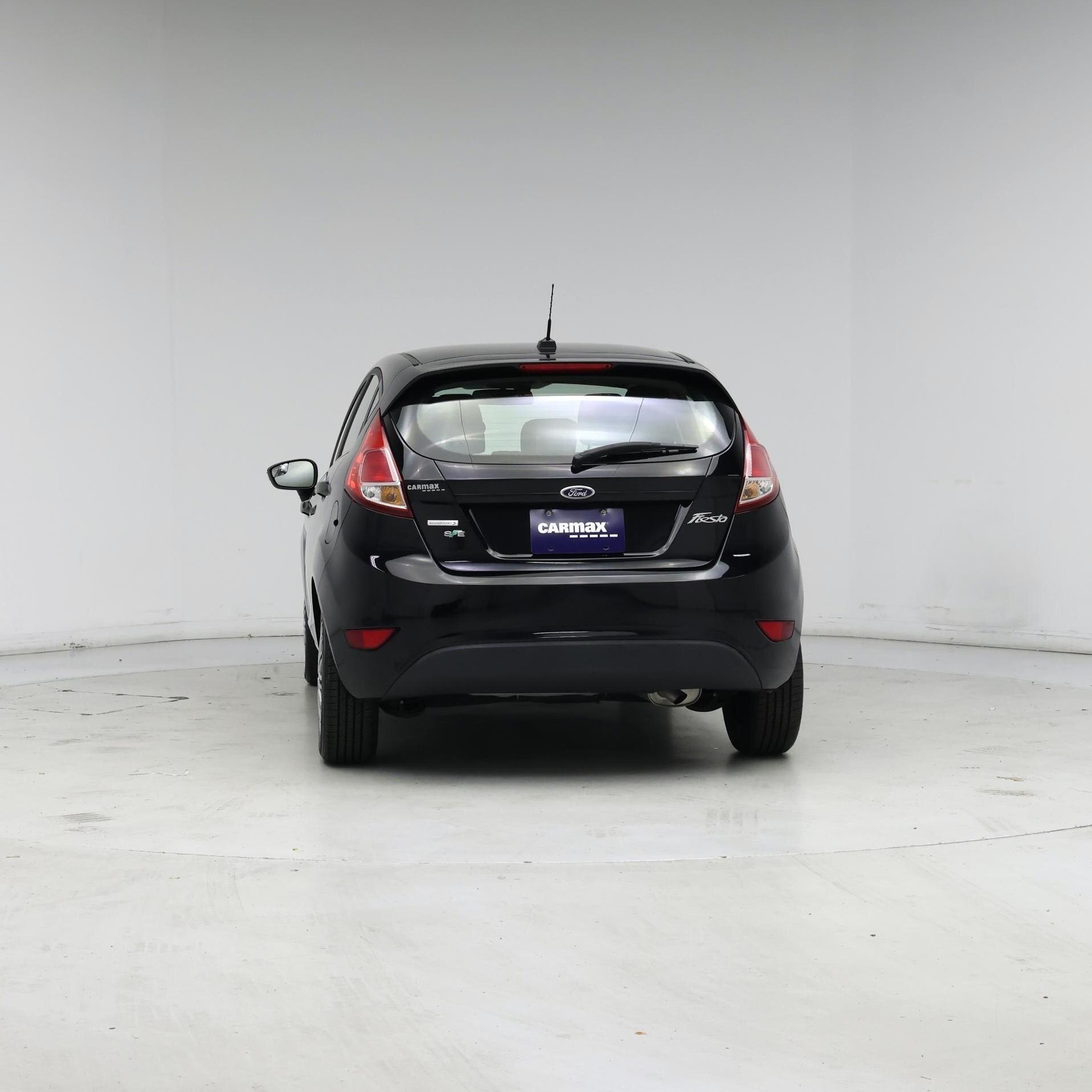 Thumbnail: 2016 Ford Fiesta - 6