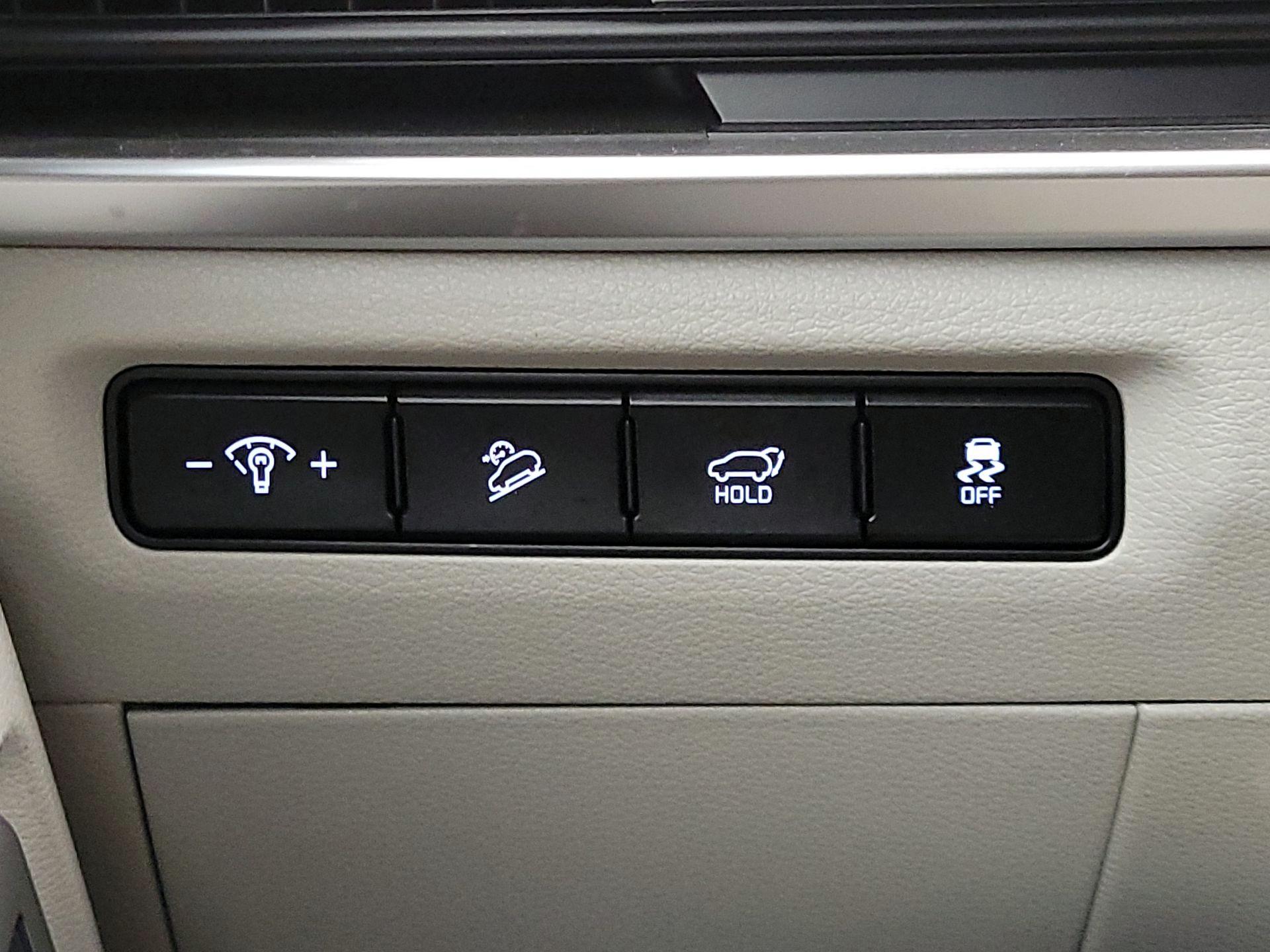 Thumbnail: 2023 Kia Telluride - 13