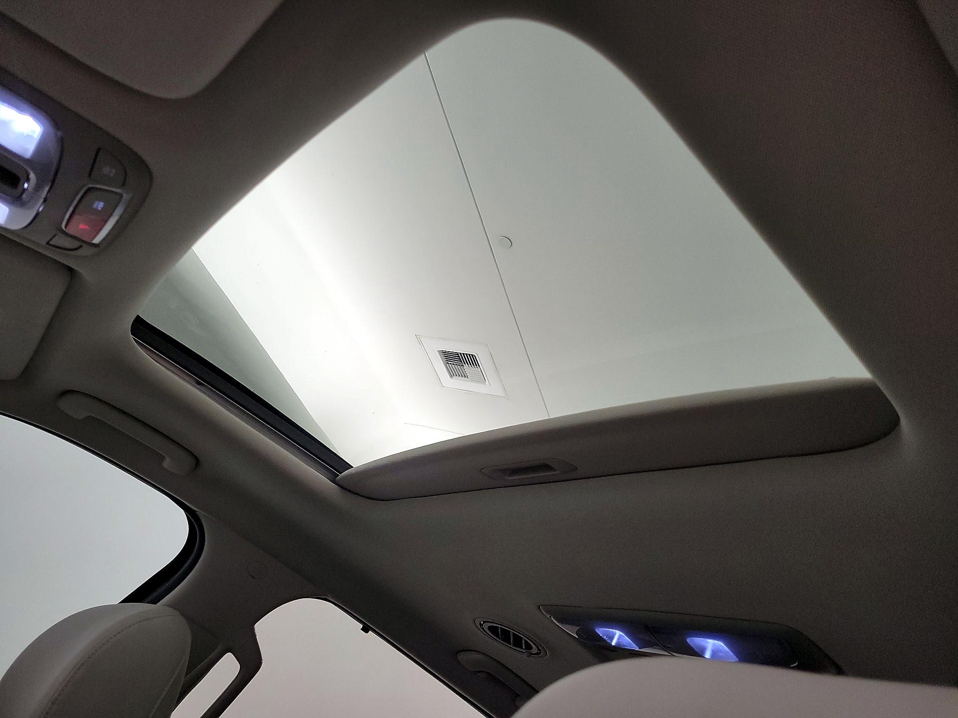 Thumbnail: 2023 Kia Telluride - 20