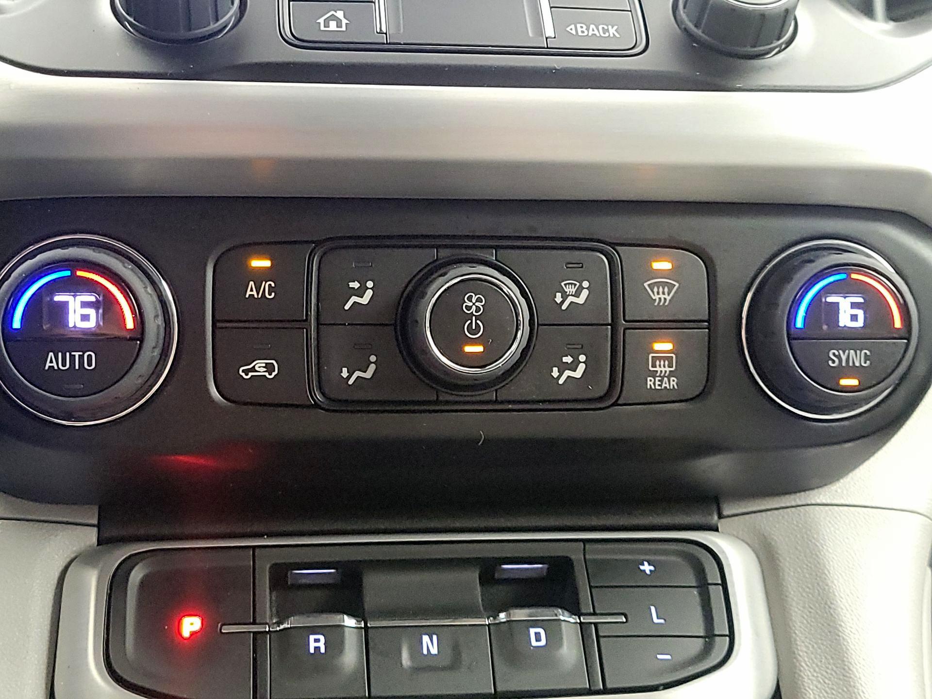 Thumbnail: 2023 GMC Acadia - 17