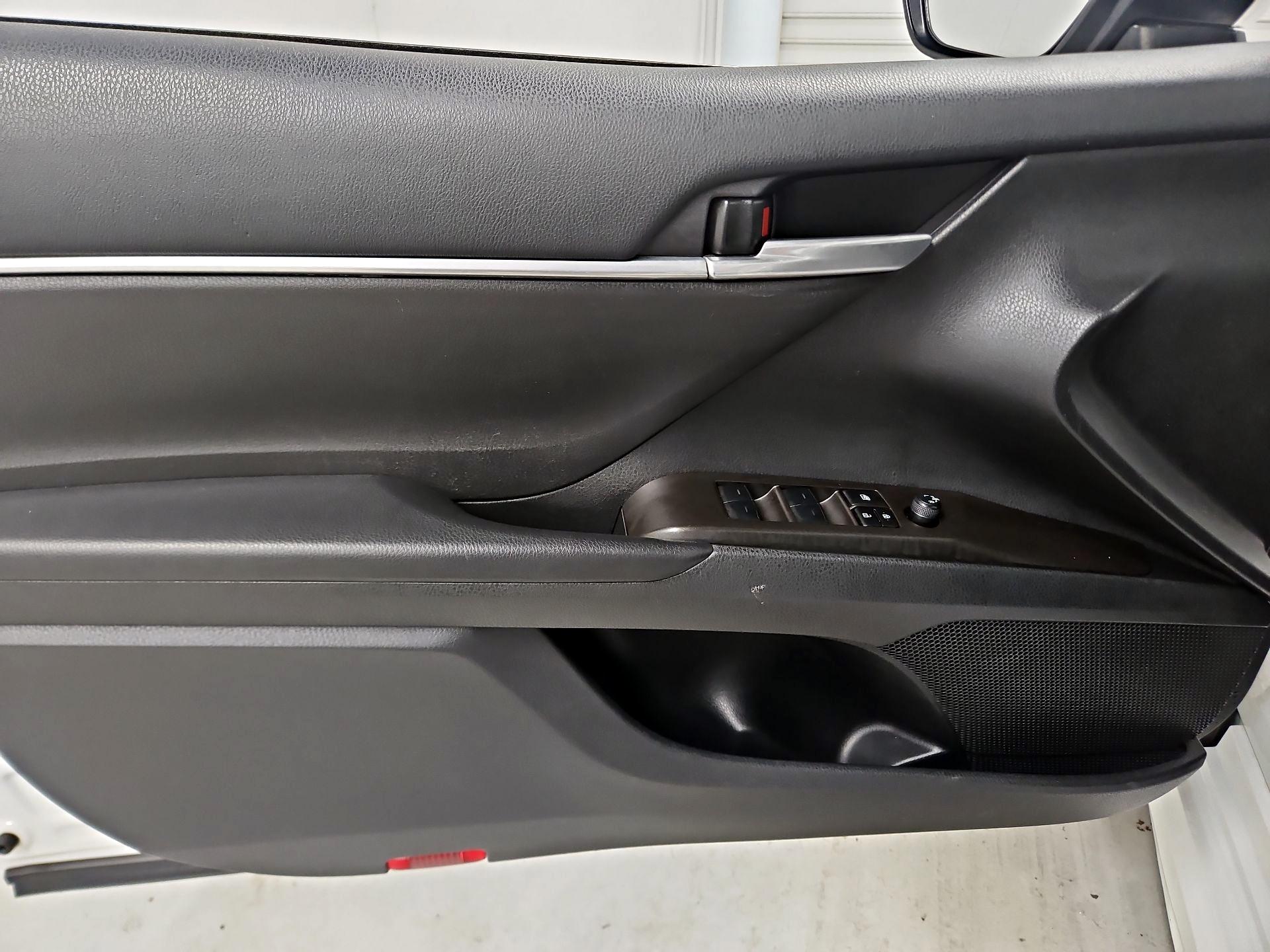 Thumbnail: 2023 Toyota Camry - 12