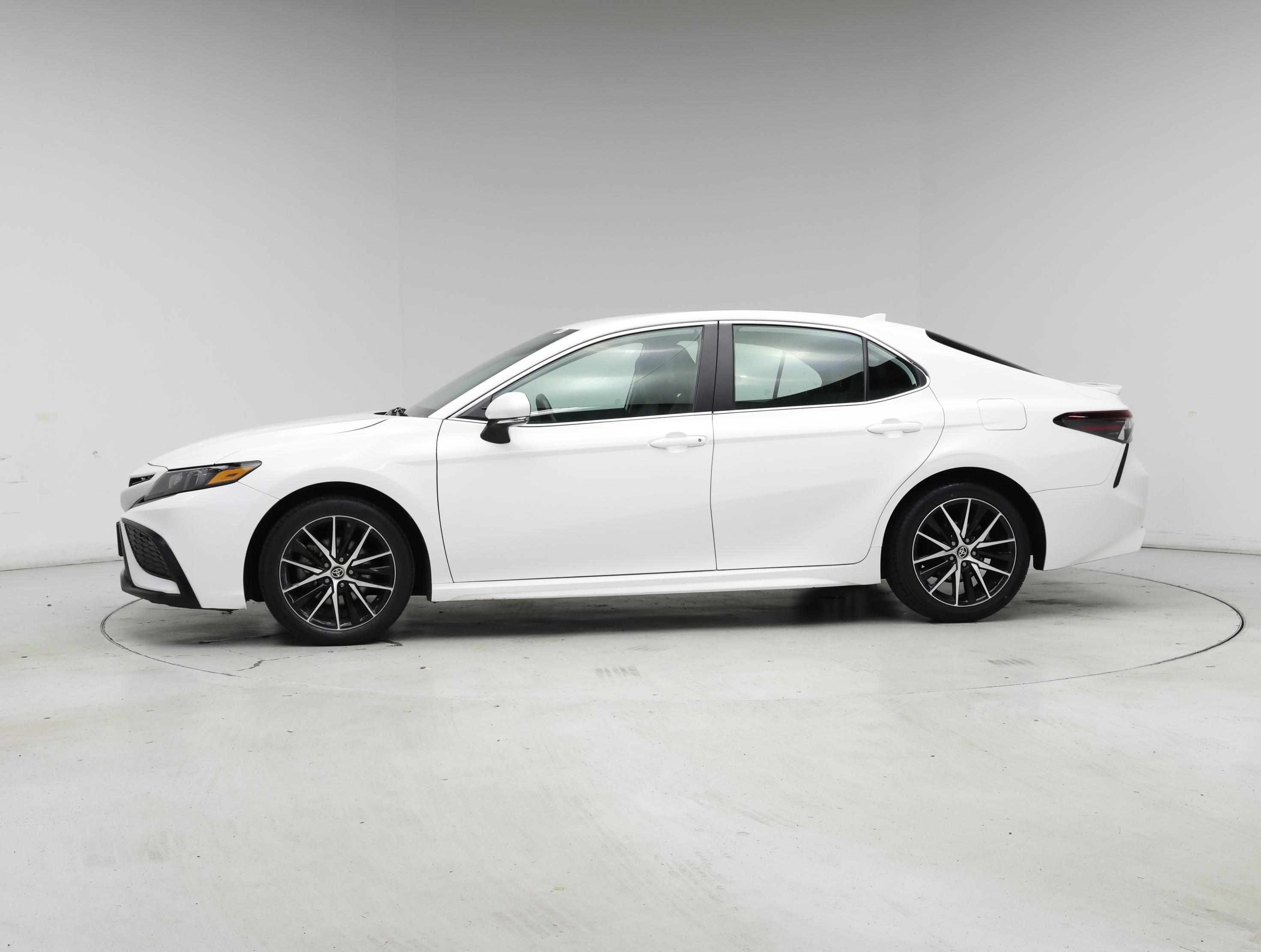 Thumbnail: 2023 Toyota Camry - 3