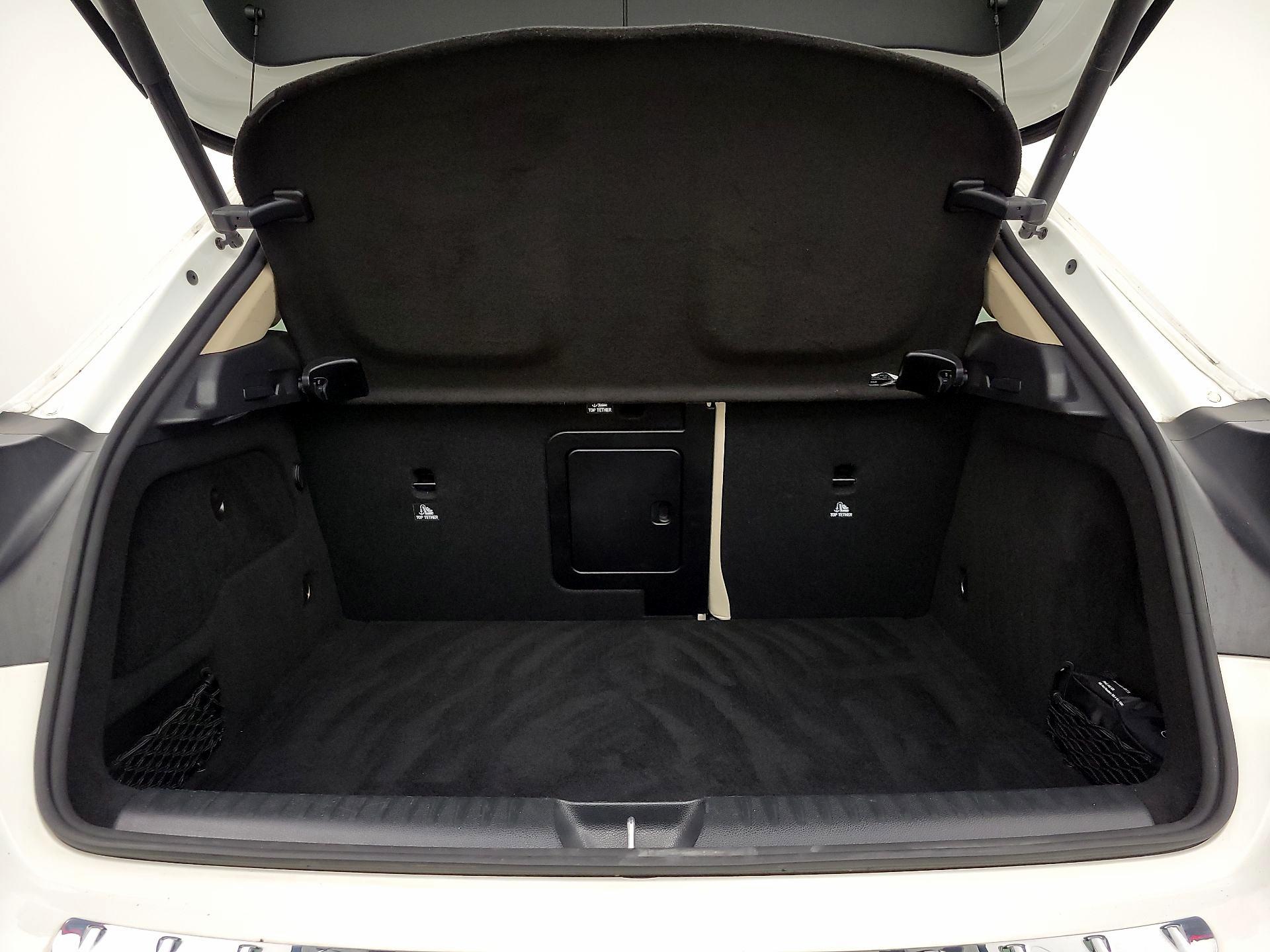 Thumbnail: 2020 Mercedes-Benz GLA - 20