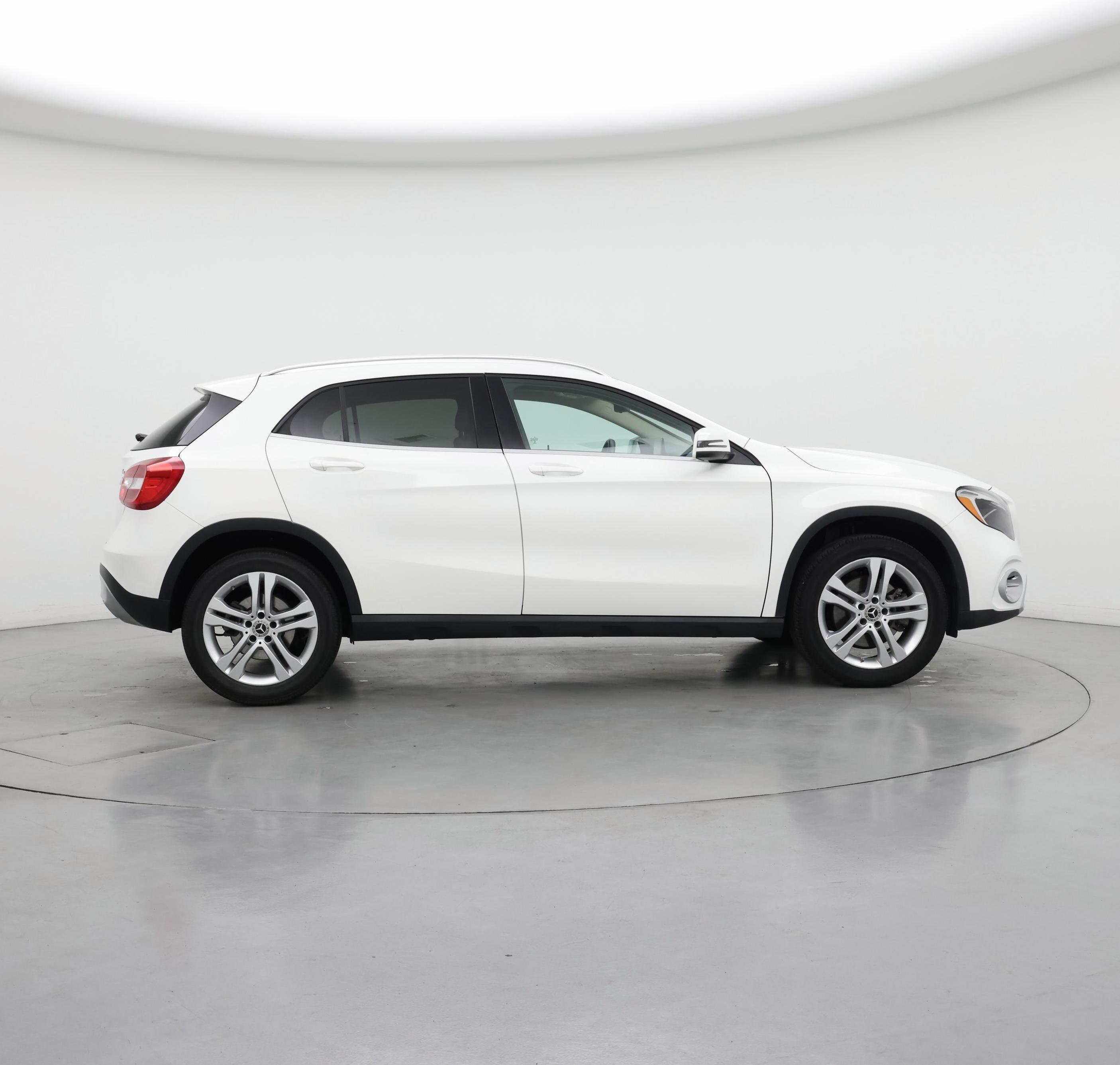 Thumbnail: 2020 Mercedes-Benz GLA - 7