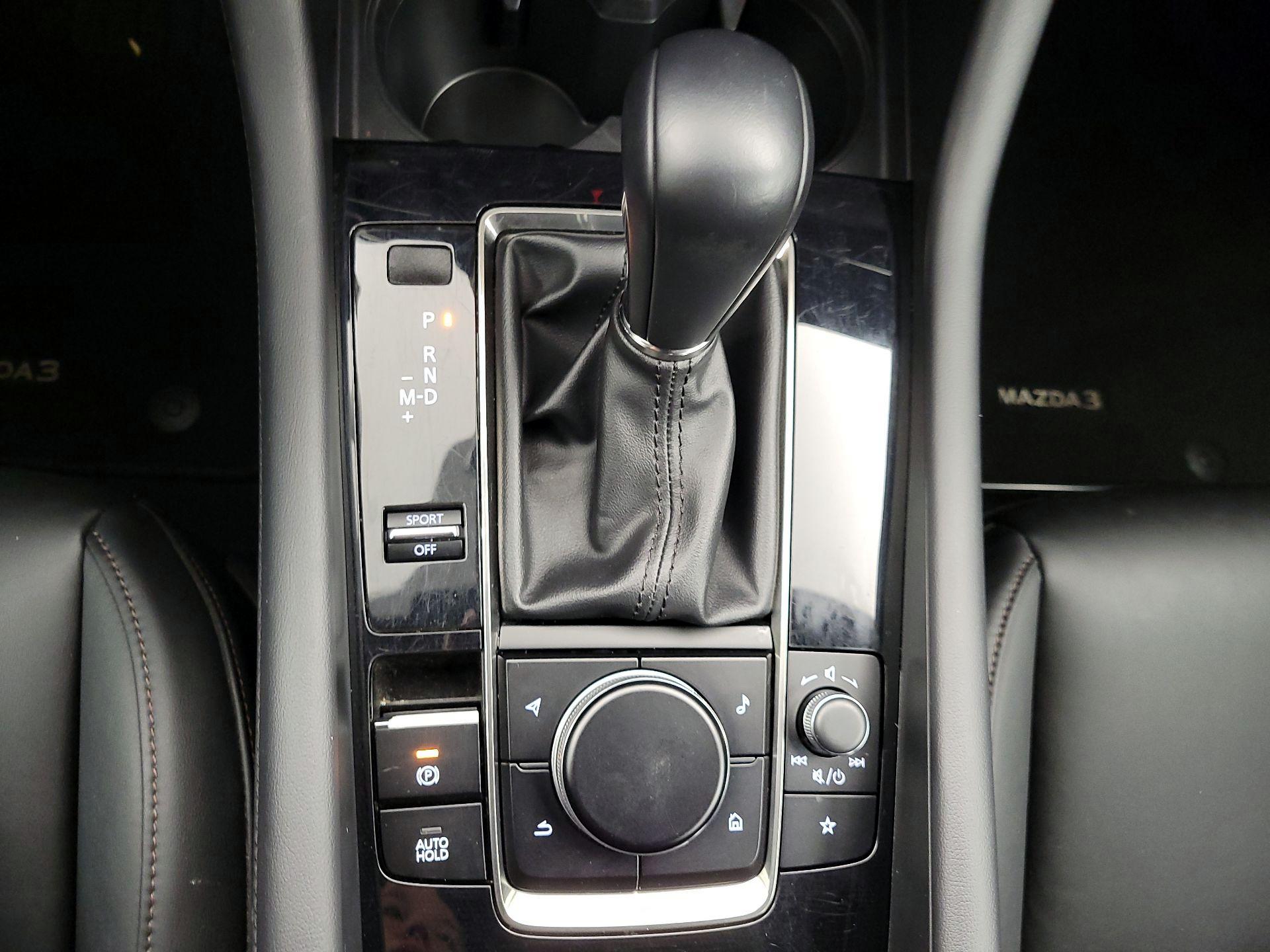 Thumbnail: 2023 Mazda Mazda3 - 17