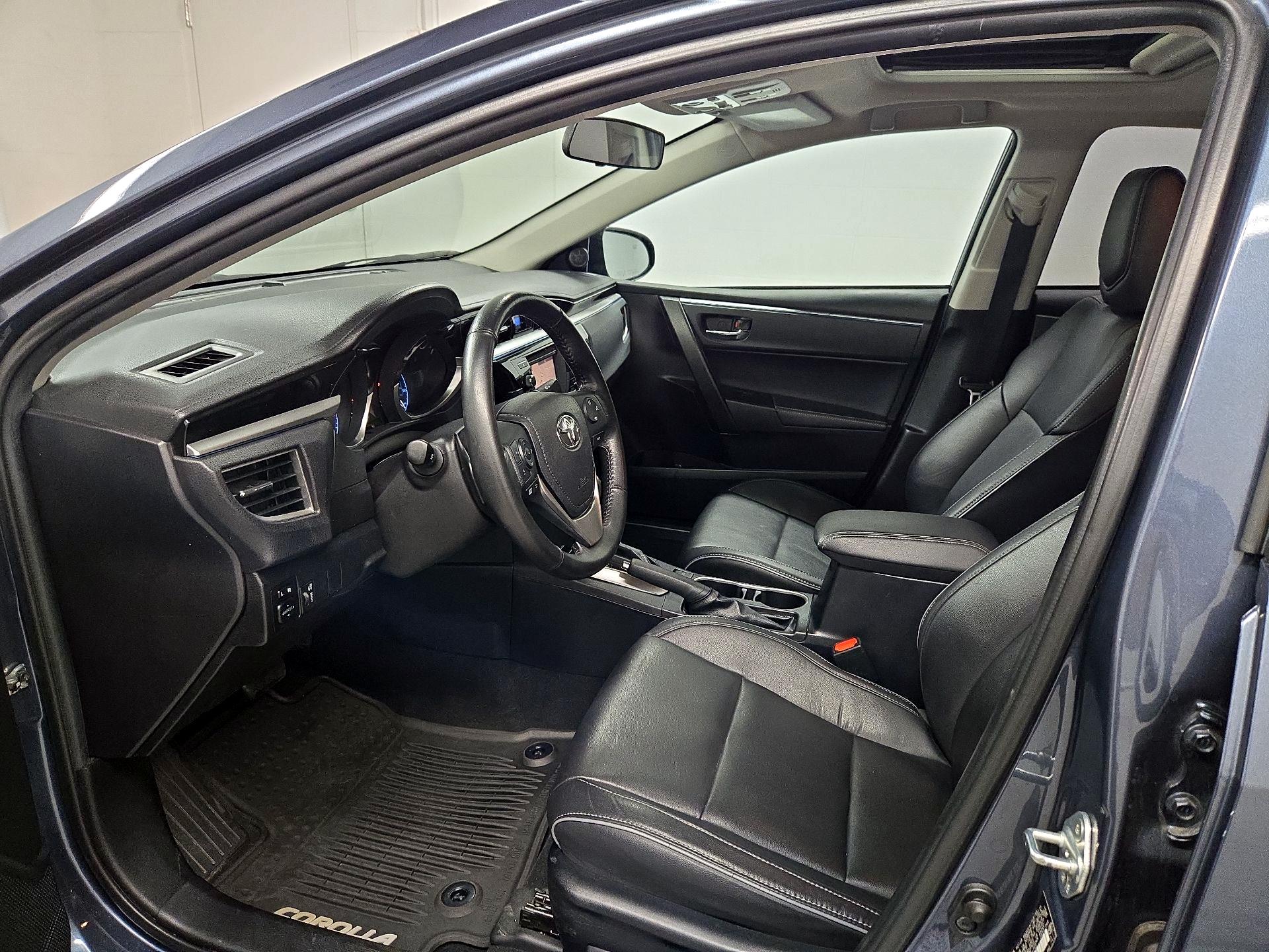 Thumbnail: 2016 Toyota Corolla - 11