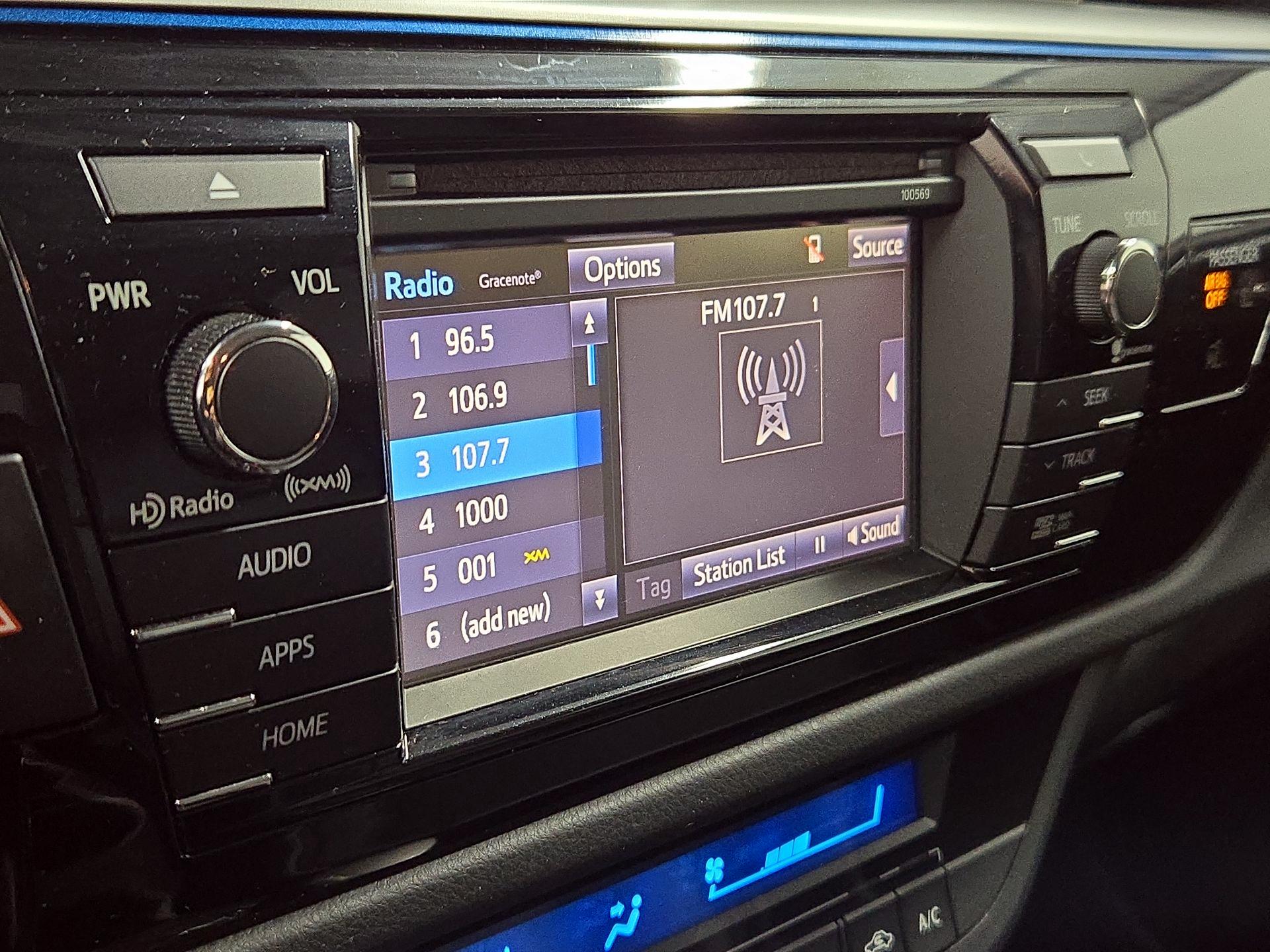 Thumbnail: 2016 Toyota Corolla - 16