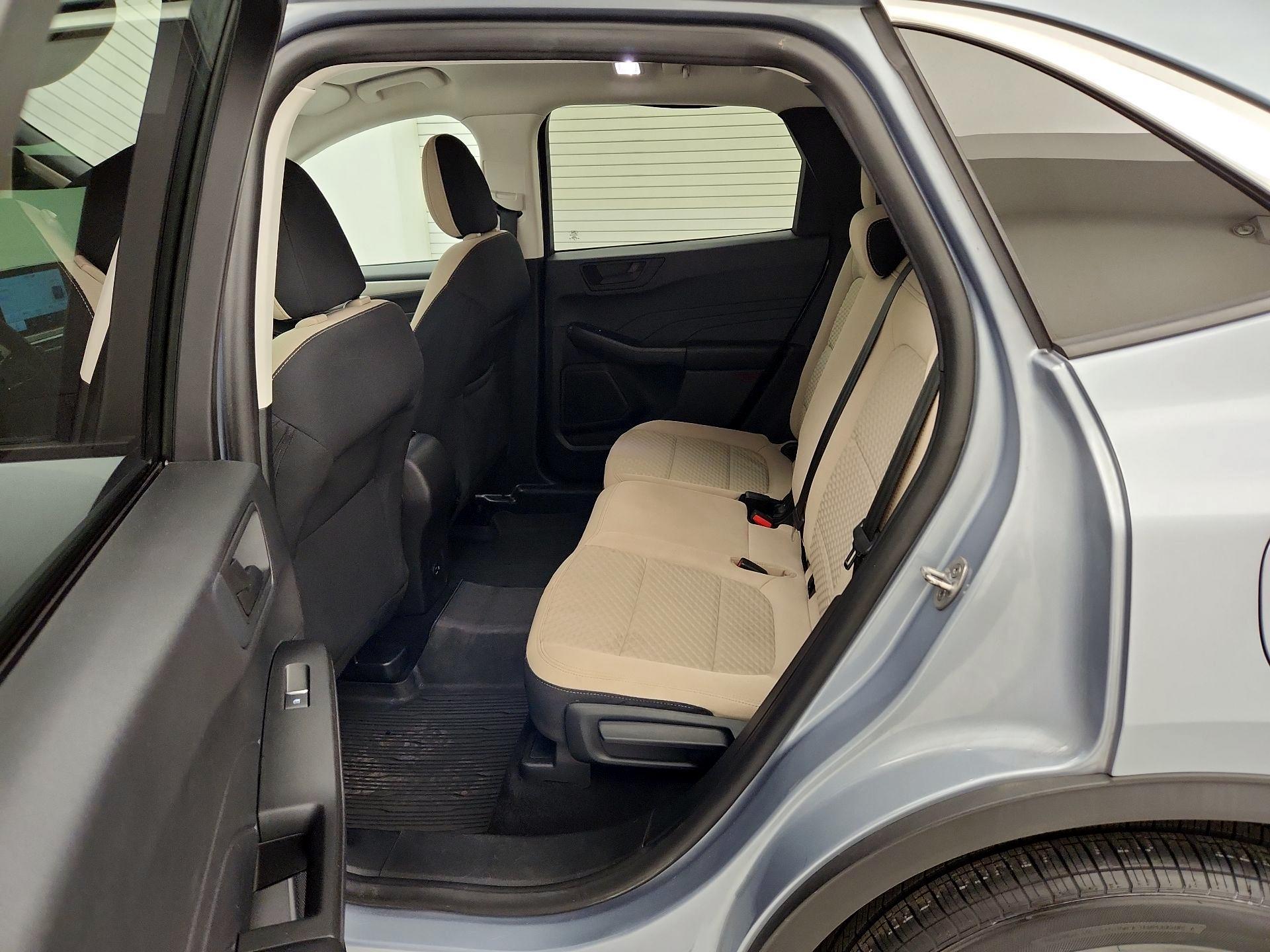 Thumbnail: 2022 Ford Escape - 19