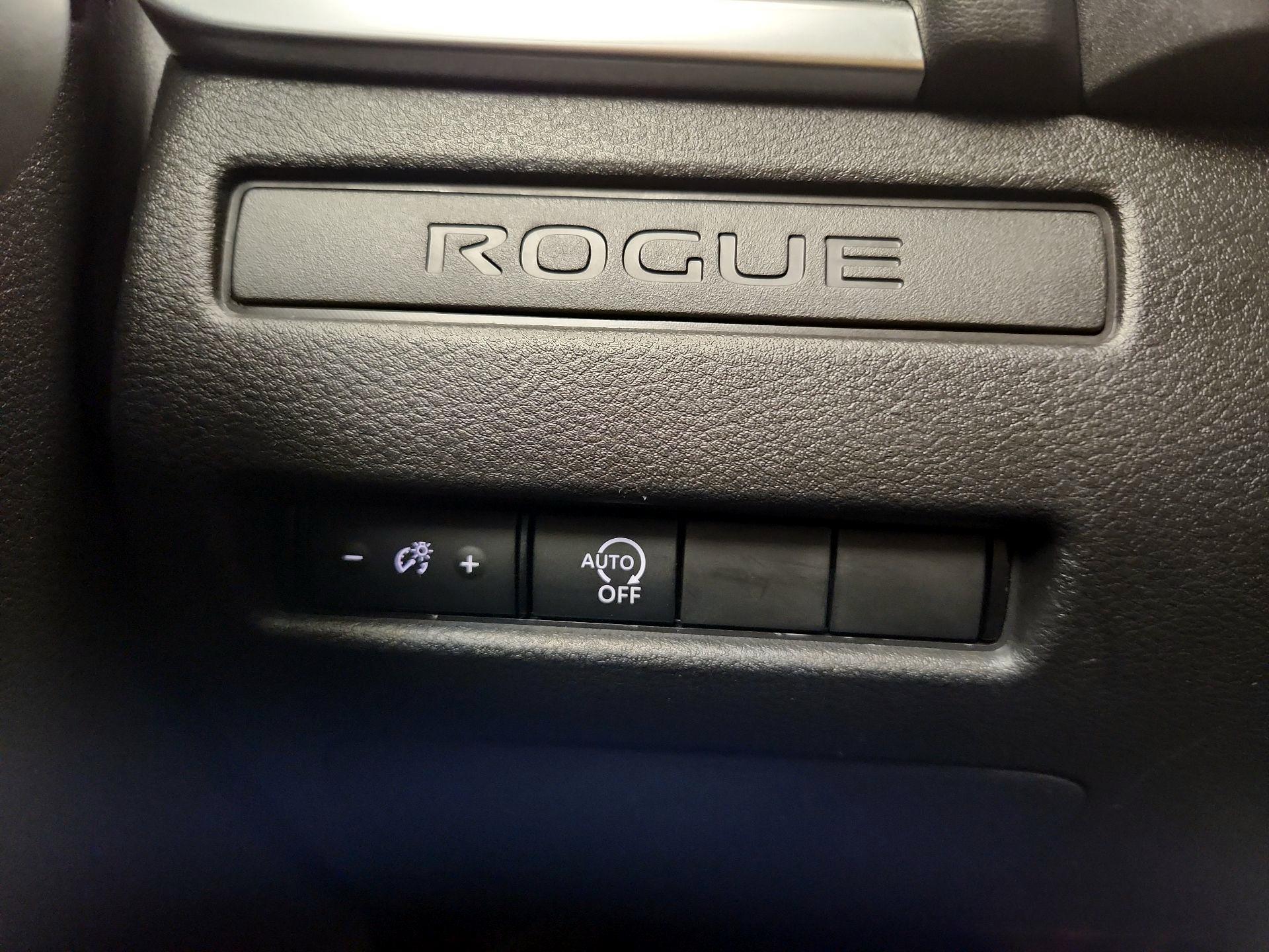 Thumbnail: 2023 Nissan Rogue - 13