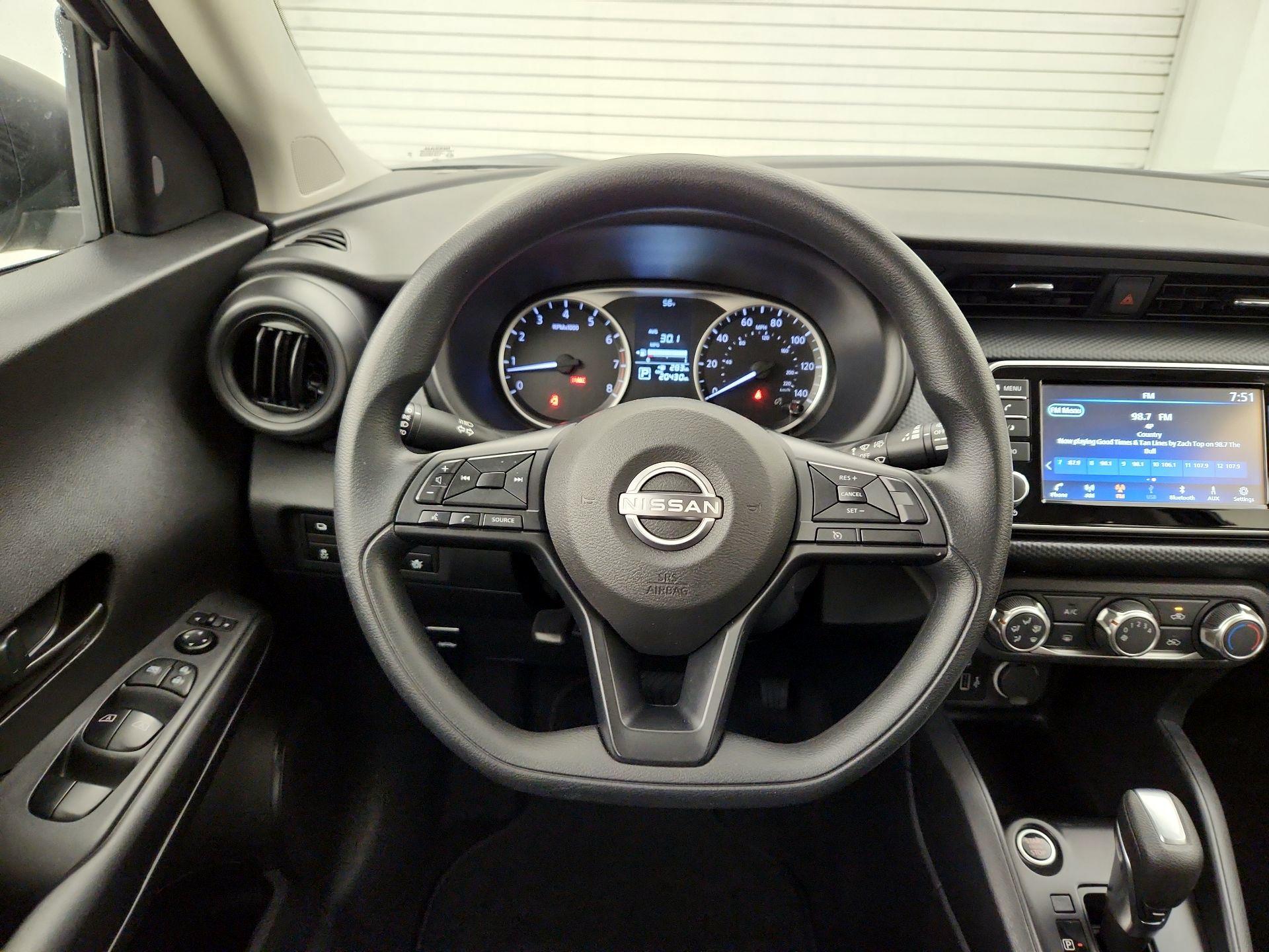 Thumbnail: 2023 Nissan Kicks - 10