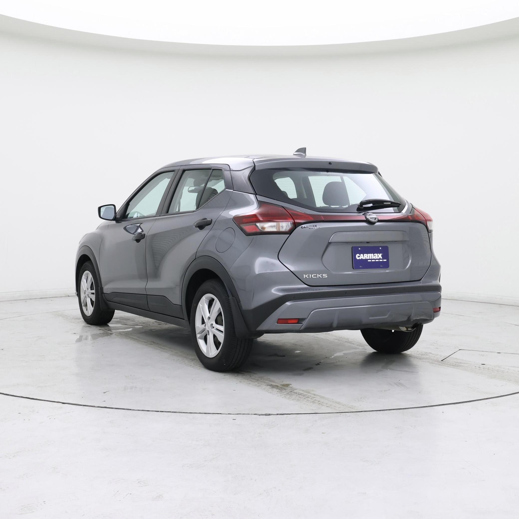 Thumbnail: 2023 Nissan Kicks - 2