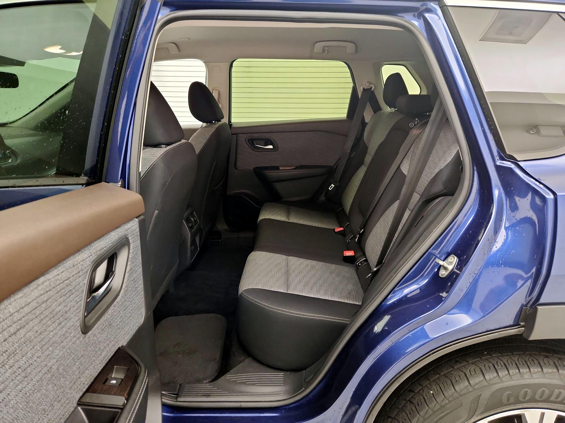 Thumbnail: 2023 Nissan Rogue - 19