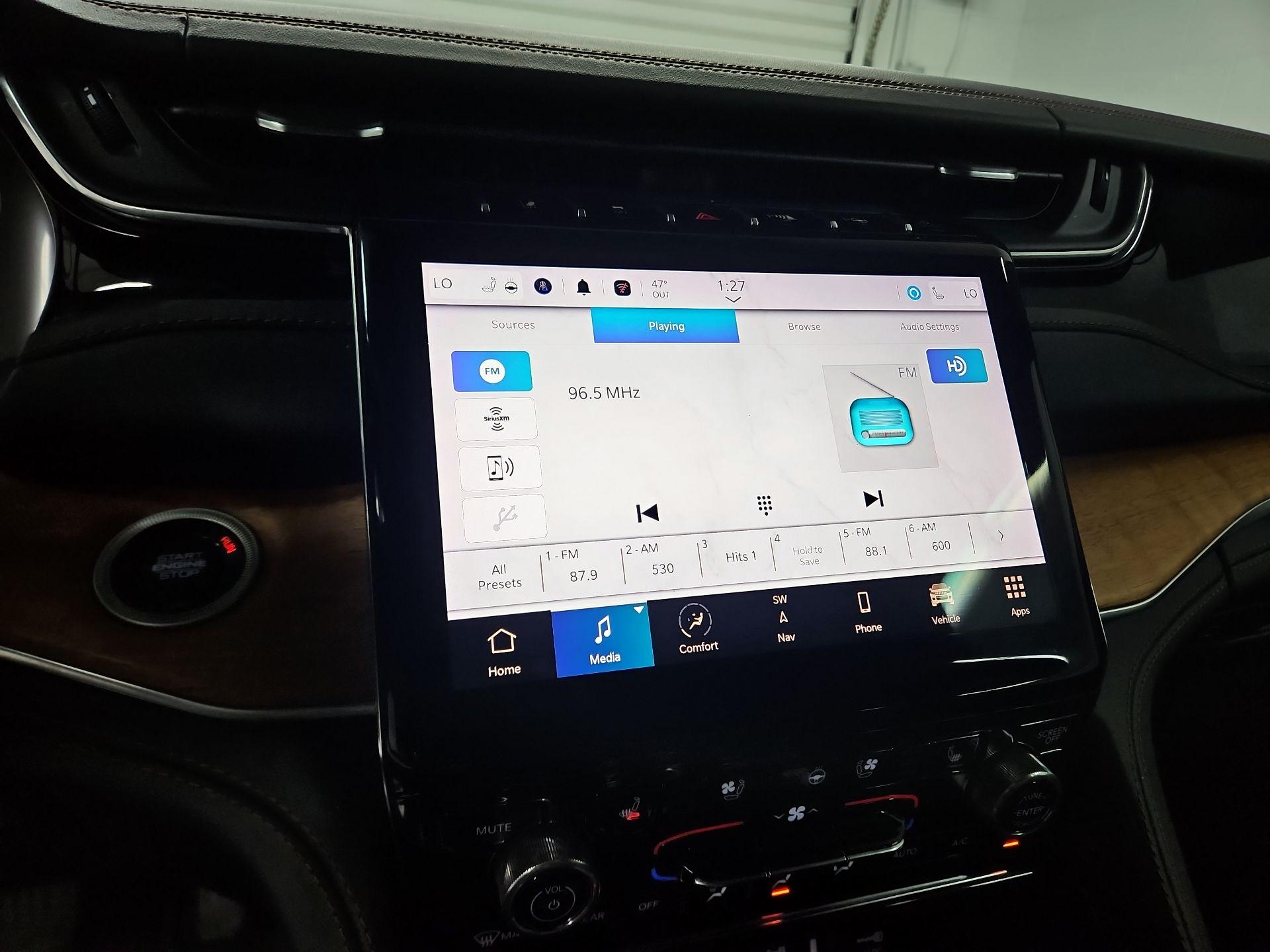 Thumbnail: 2022 Jeep Grand Cherokee - 16