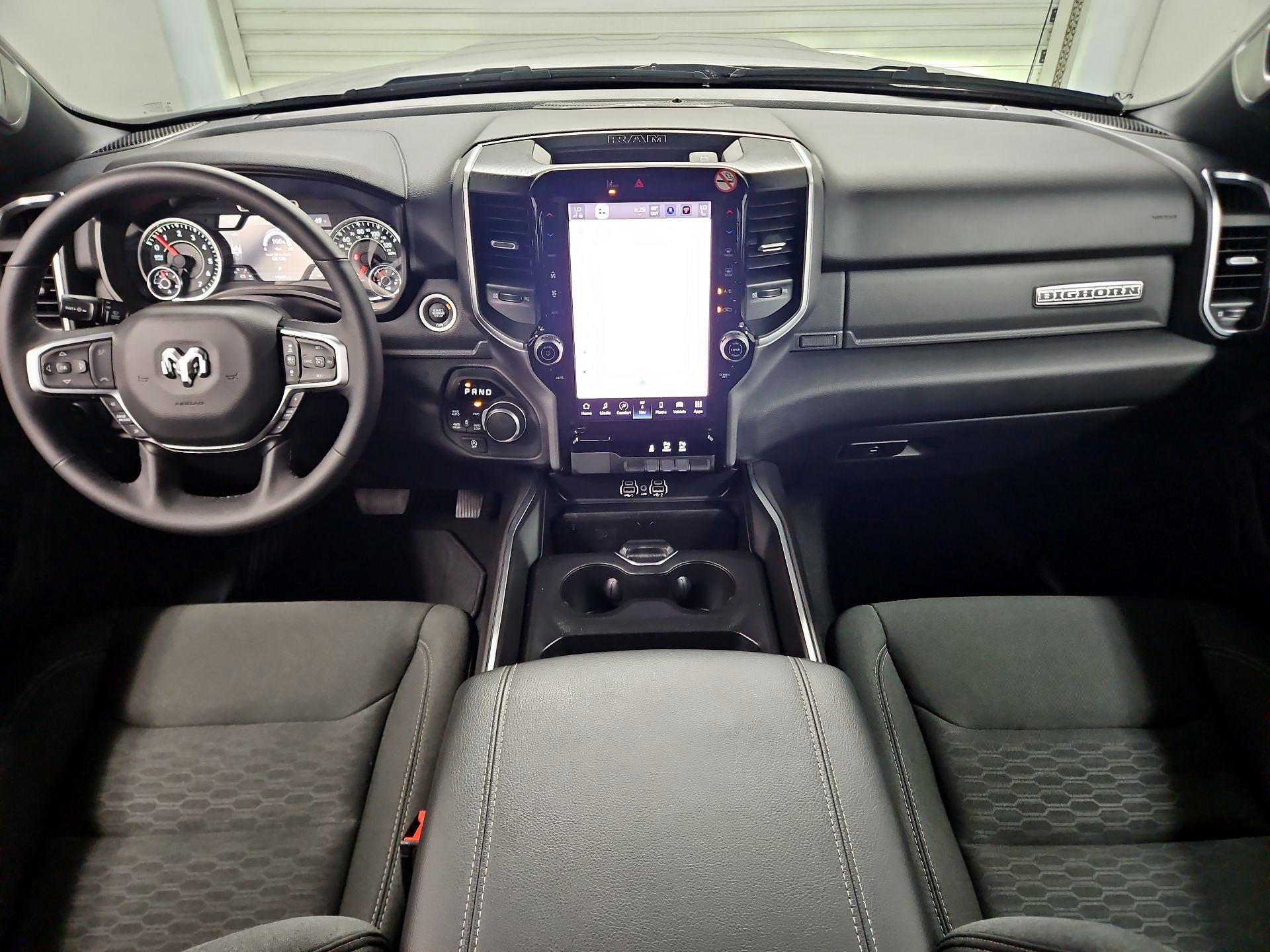 Thumbnail: 2025 RAM 1500 - 9