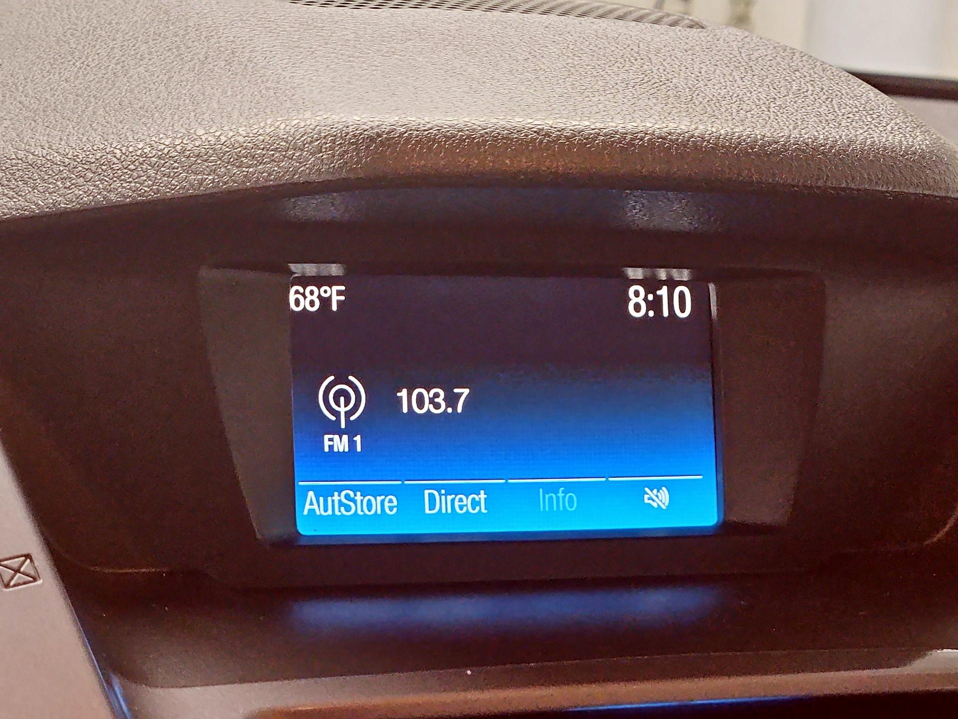 Thumbnail: 2017 Ford Transit Series - 15