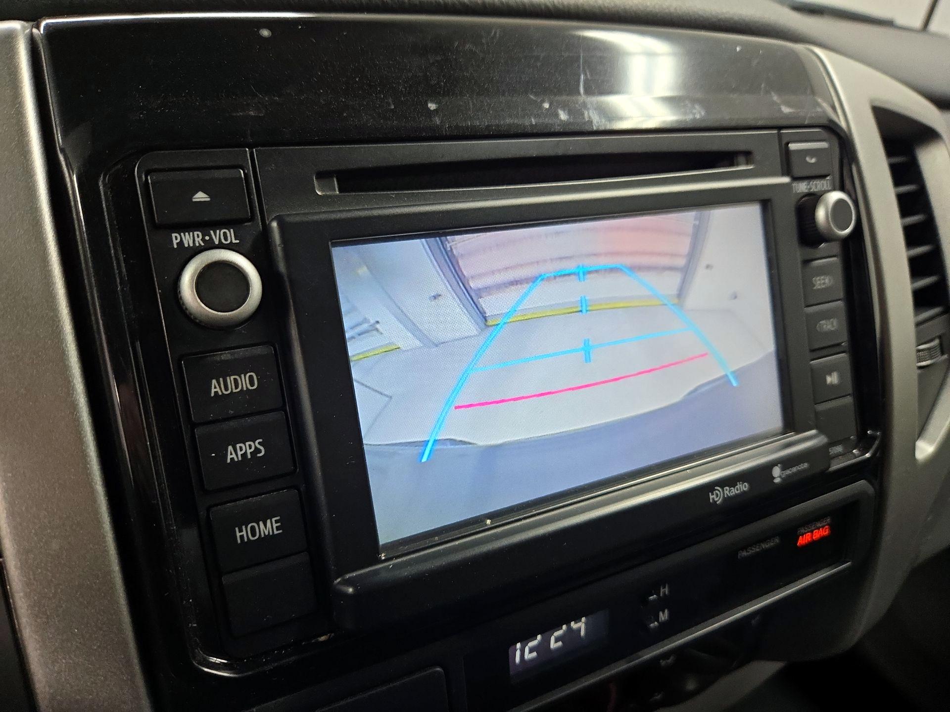 Thumbnail: 2014 Toyota Tacoma - 14