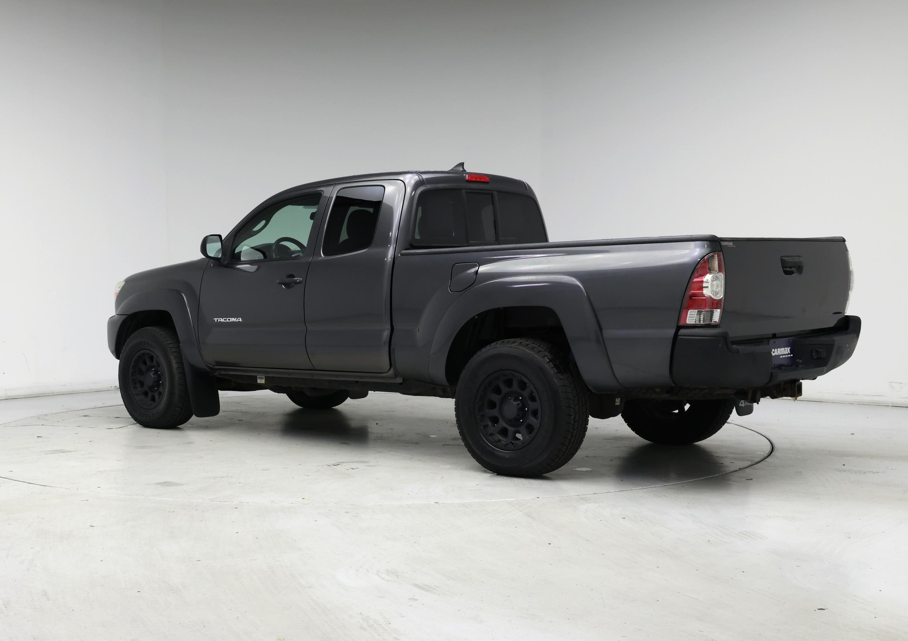 Thumbnail: 2014 Toyota Tacoma - 2