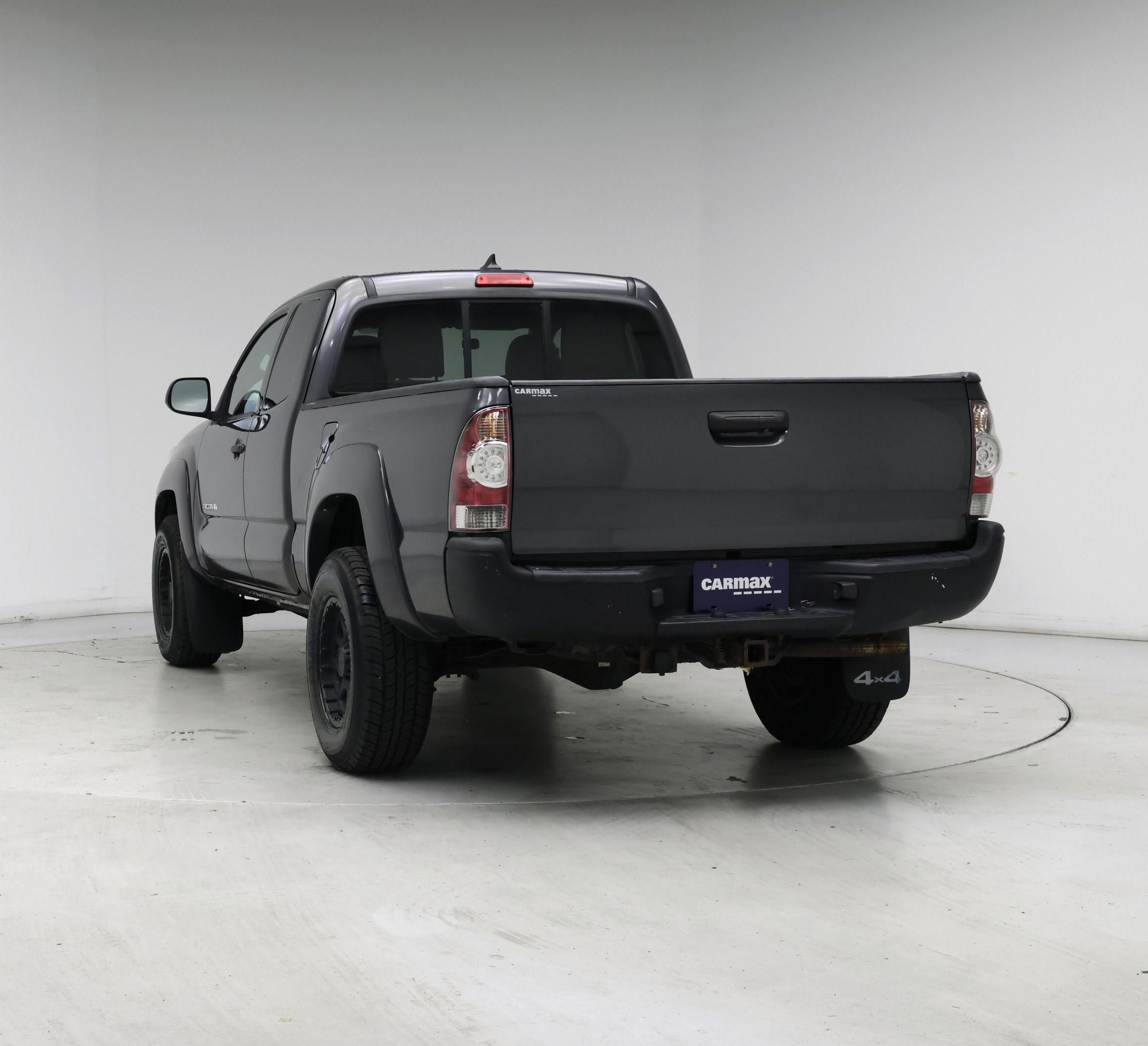 Thumbnail: 2014 Toyota Tacoma - 6