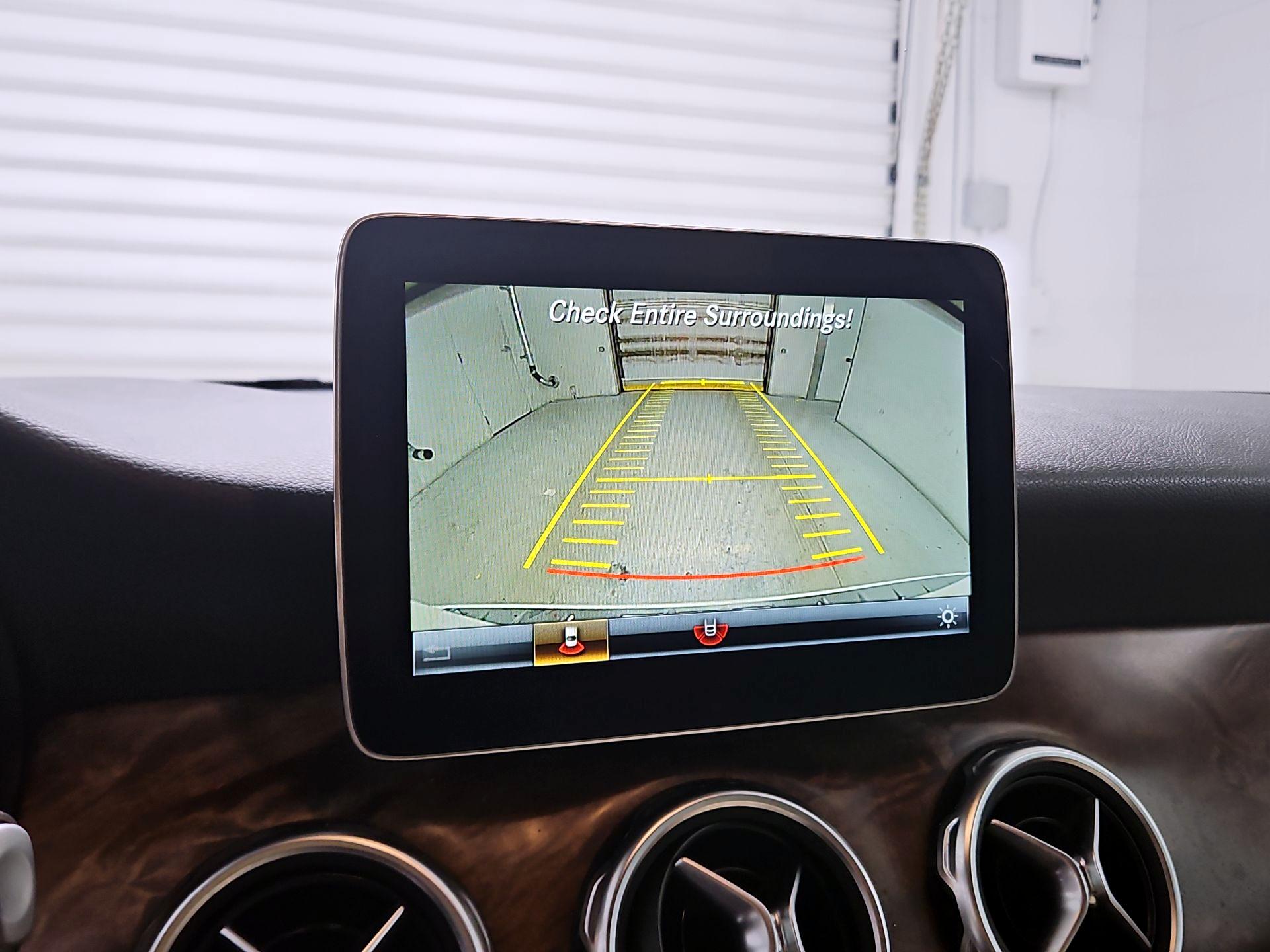 Thumbnail: 2018 Mercedes-Benz GLA - 14