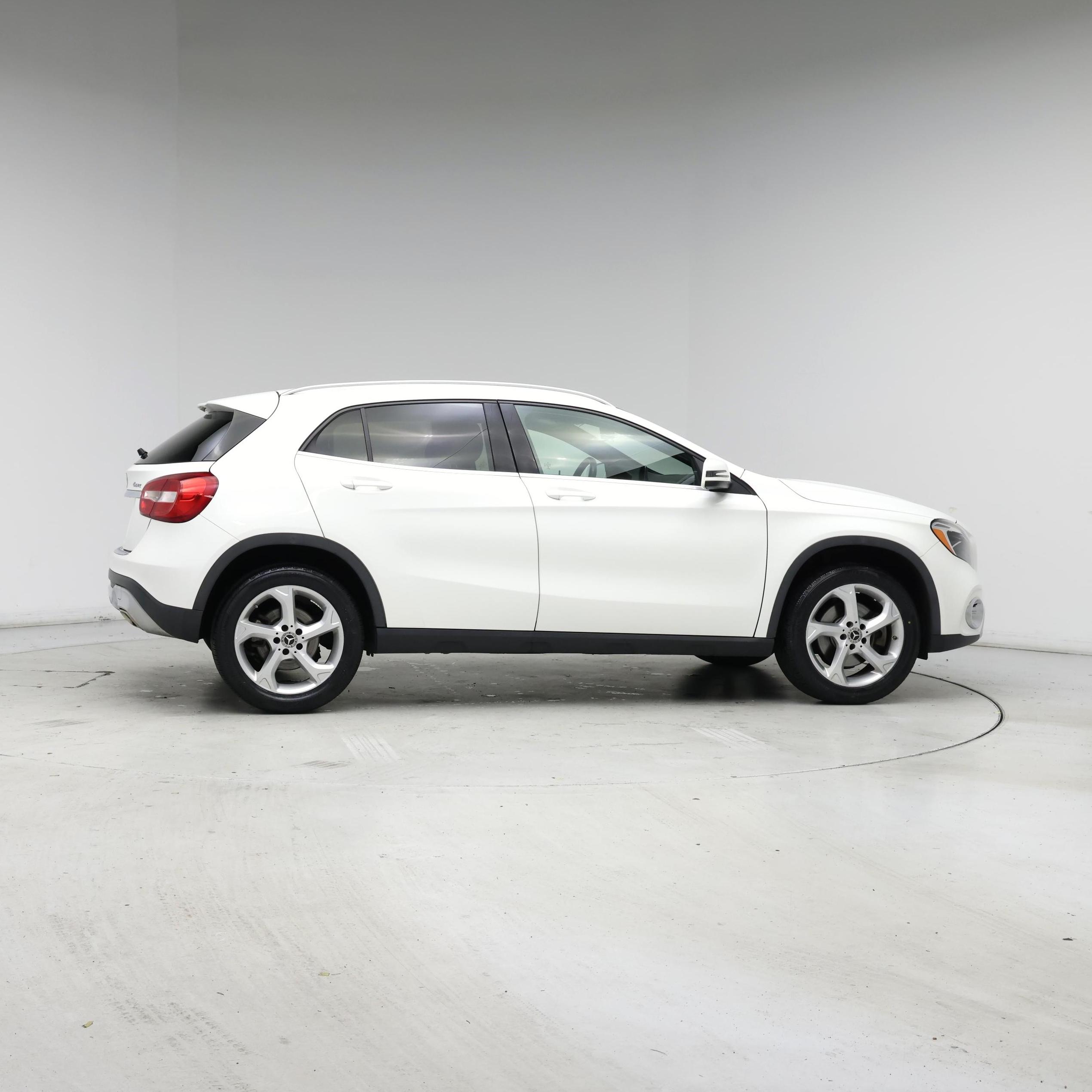 Thumbnail: 2018 Mercedes-Benz GLA - 7