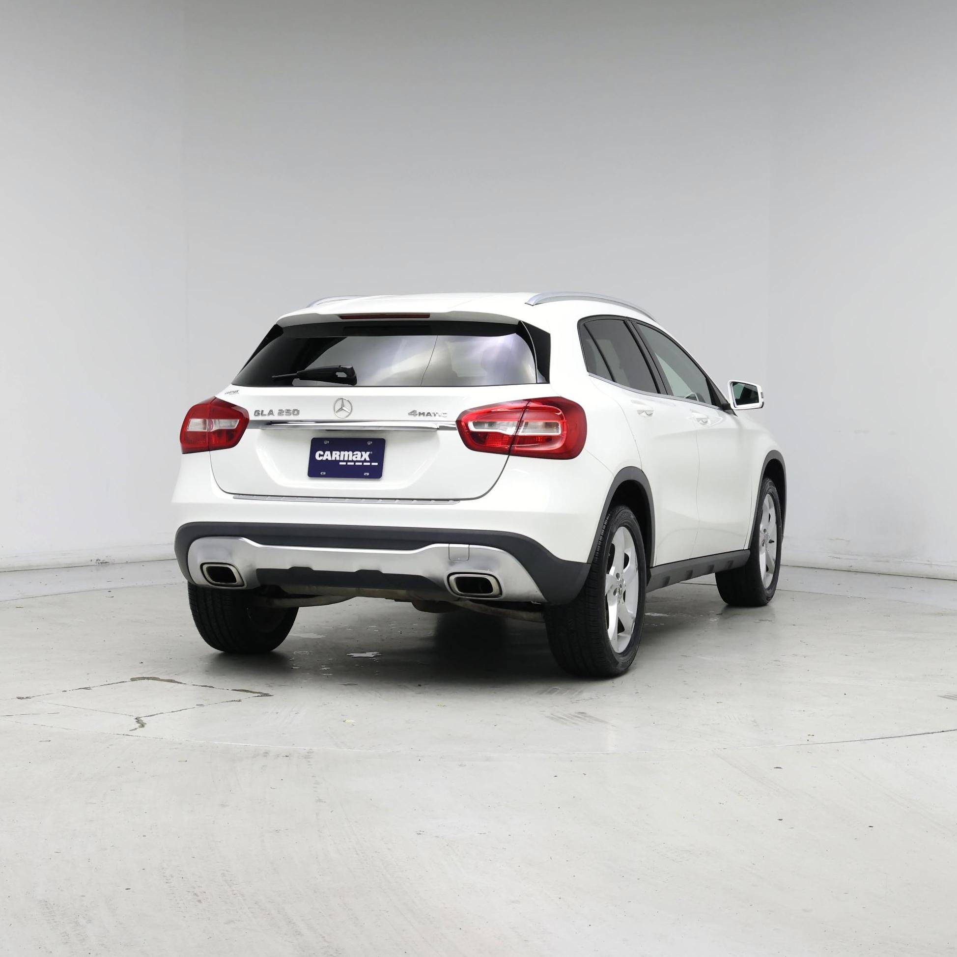 Thumbnail: 2018 Mercedes-Benz GLA - 8