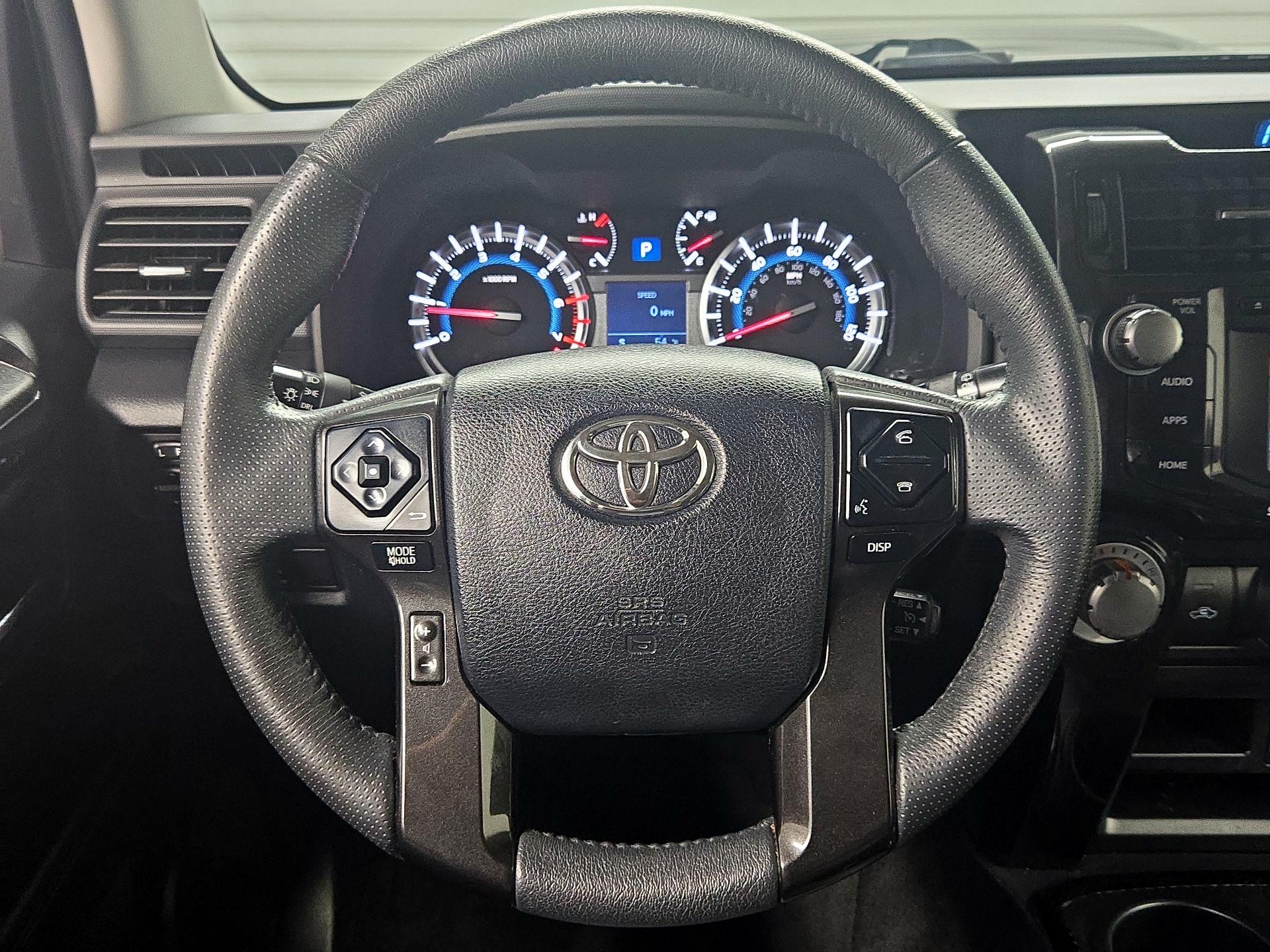 Thumbnail: 2019 Toyota 4Runner - 10