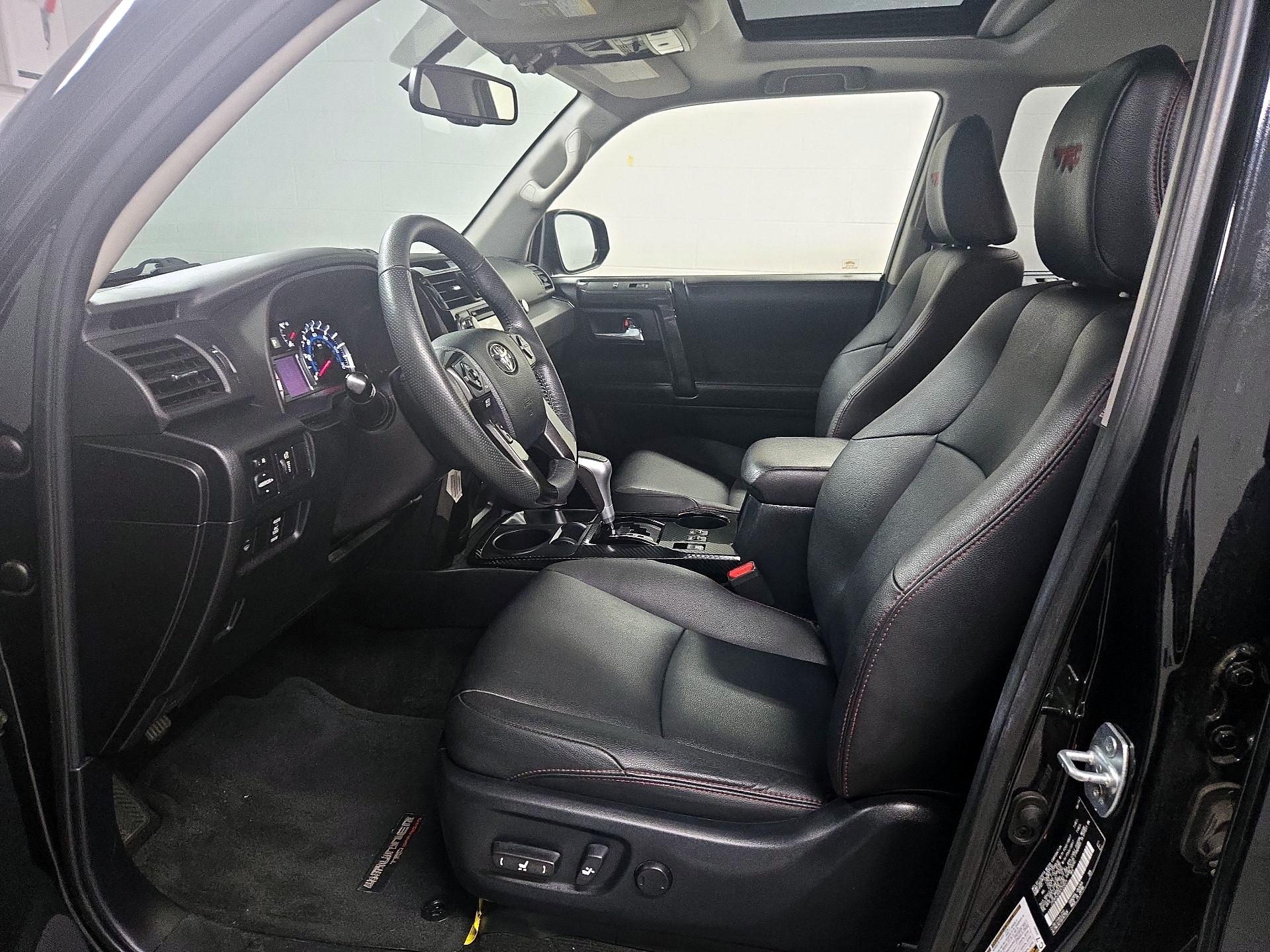 Thumbnail: 2019 Toyota 4Runner - 11