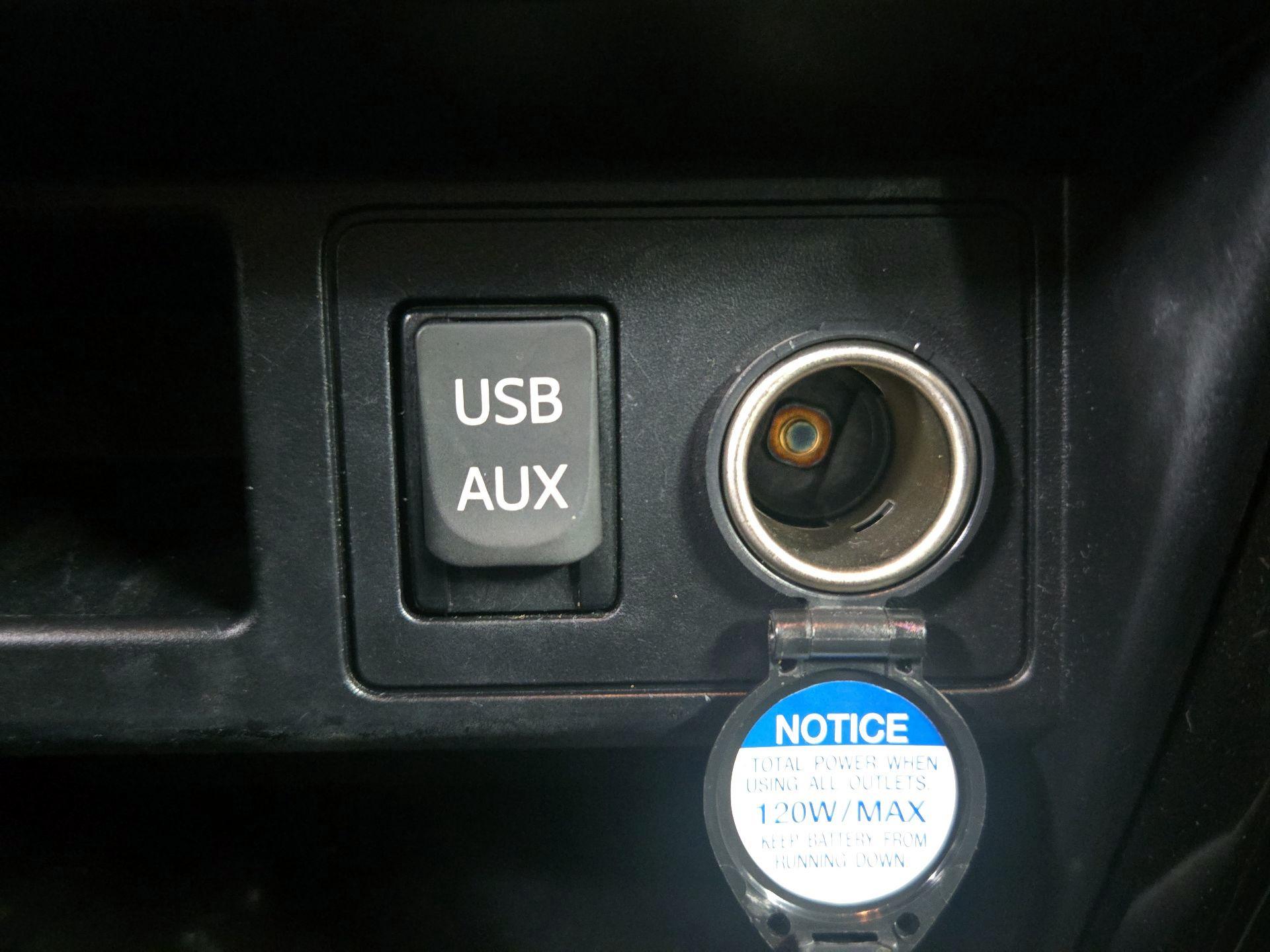 Thumbnail: 2019 Toyota 4Runner - 18